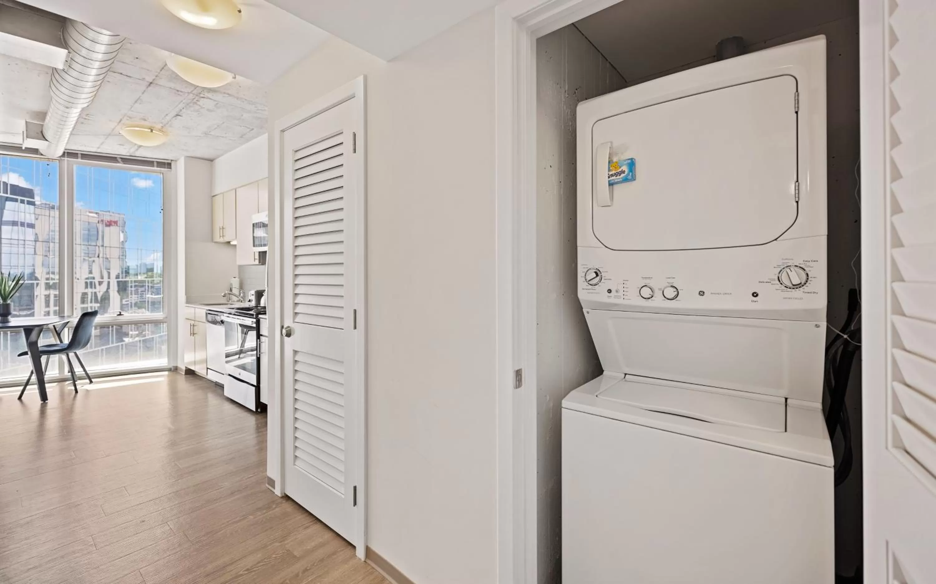 washing machine in Placemakr Premier SoBro