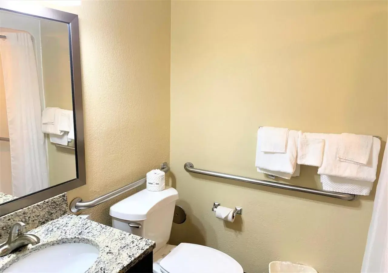 Bathroom in MainStay Suites Brentwood-Nashville