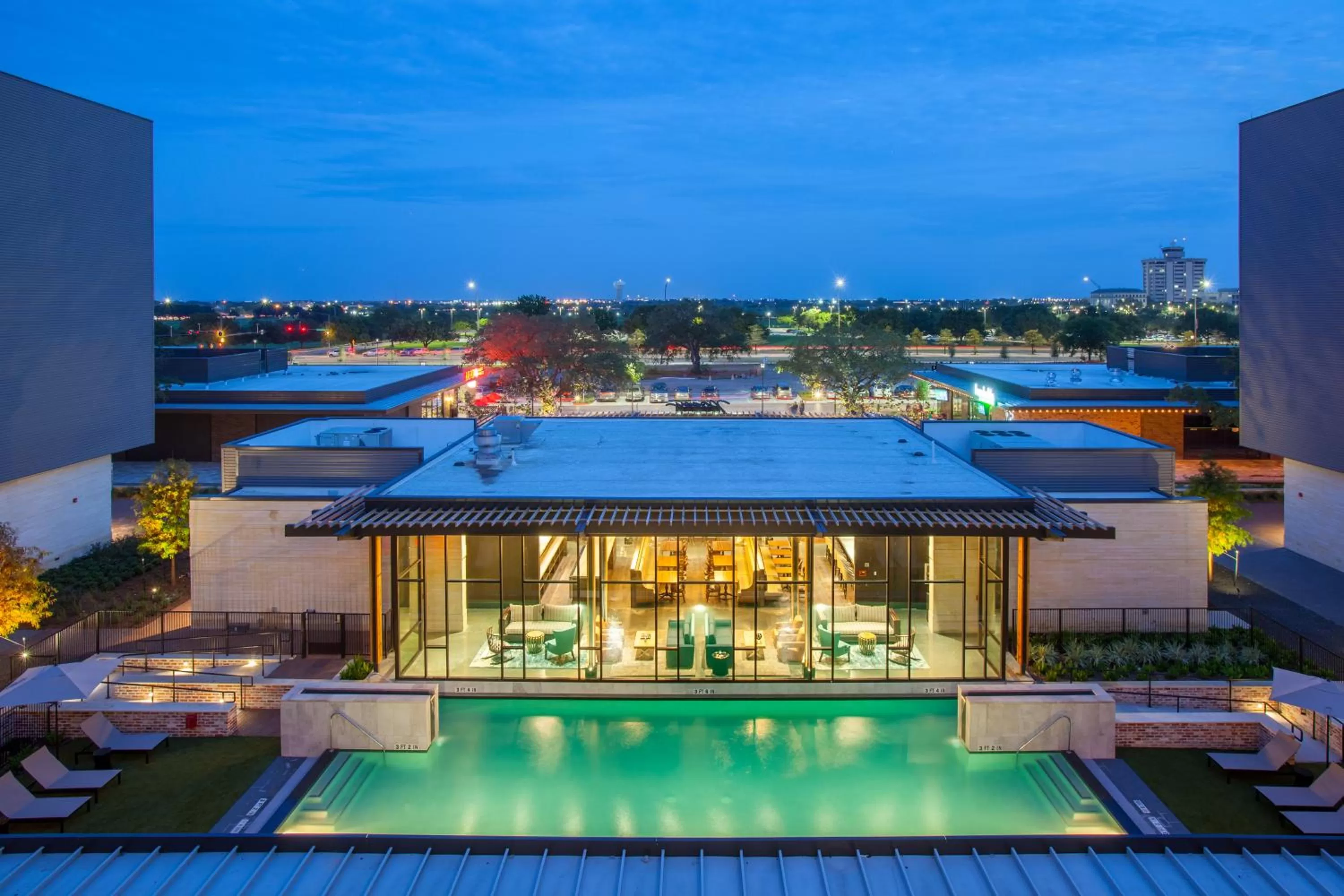 The George, by Valencia Hotel Collection