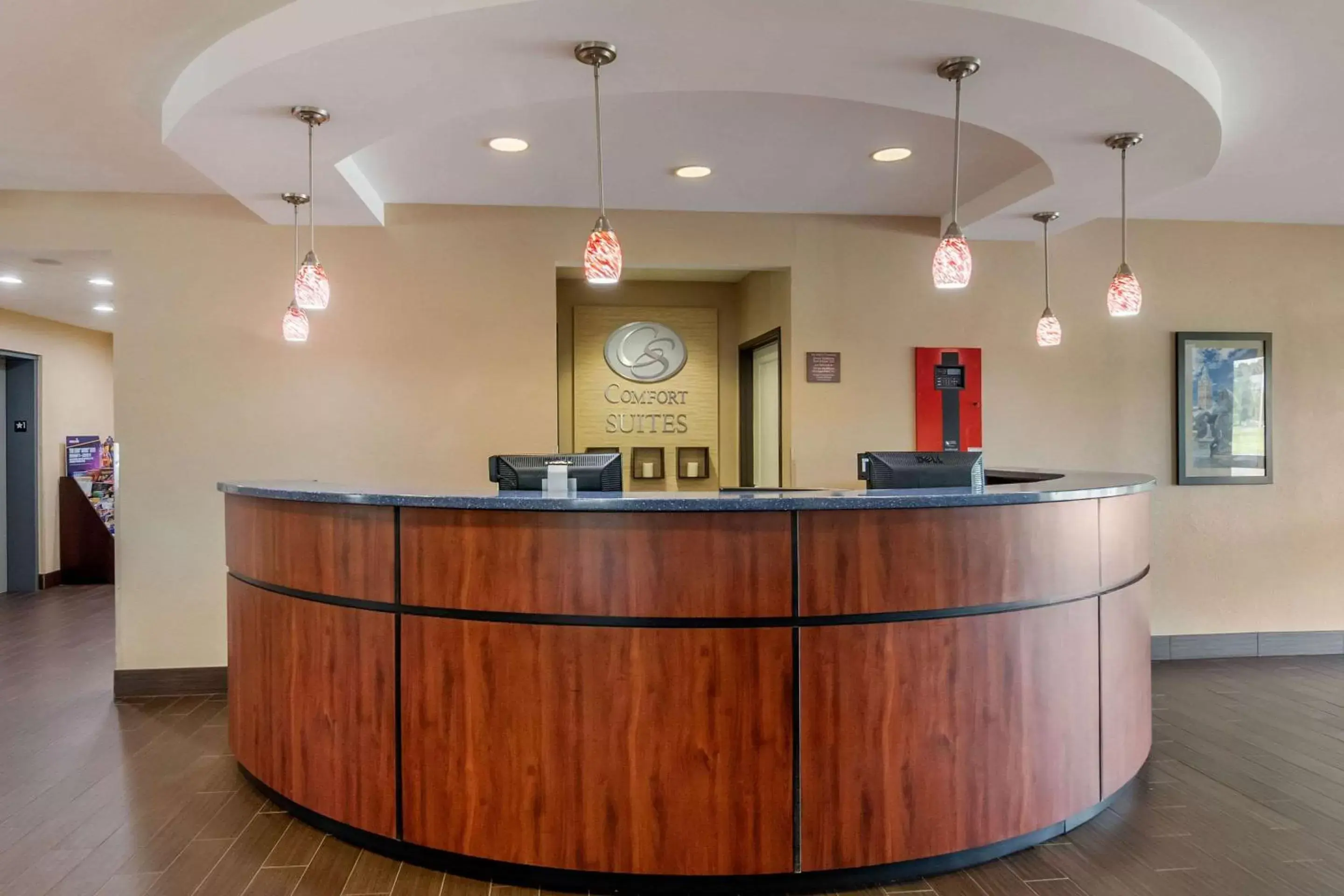 Lobby or reception, Lobby/Reception in Comfort Suites Speedway - Kansas City