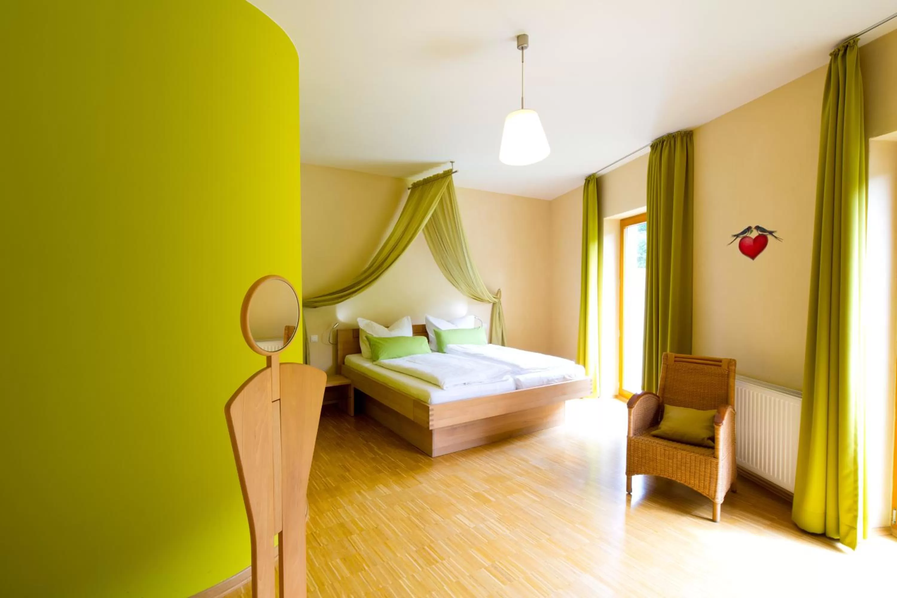 Day, Bed in Plumbohms ECHT-HARZ-HOTEL