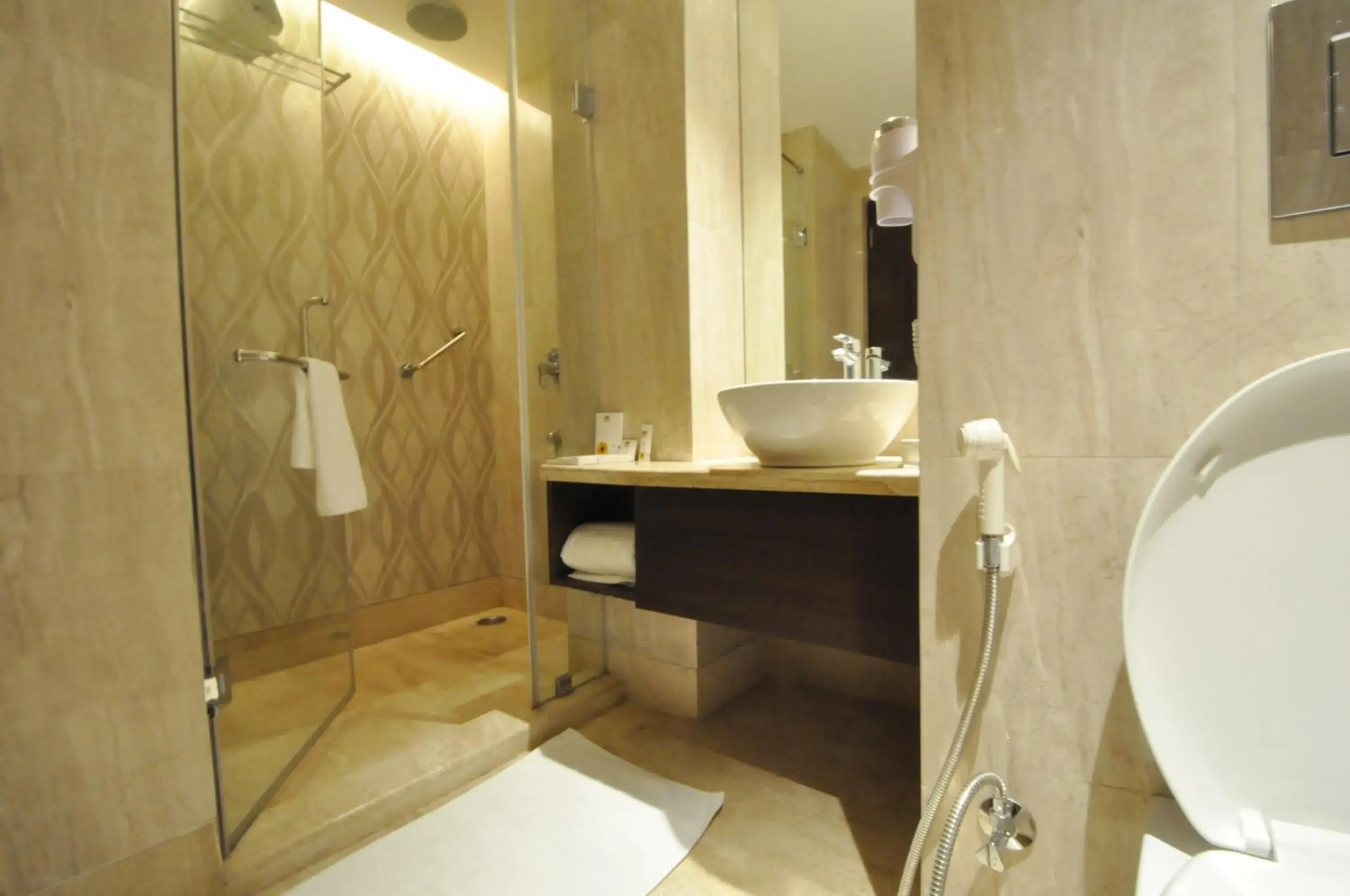Bathroom in Hotel Marigold- Sitapura