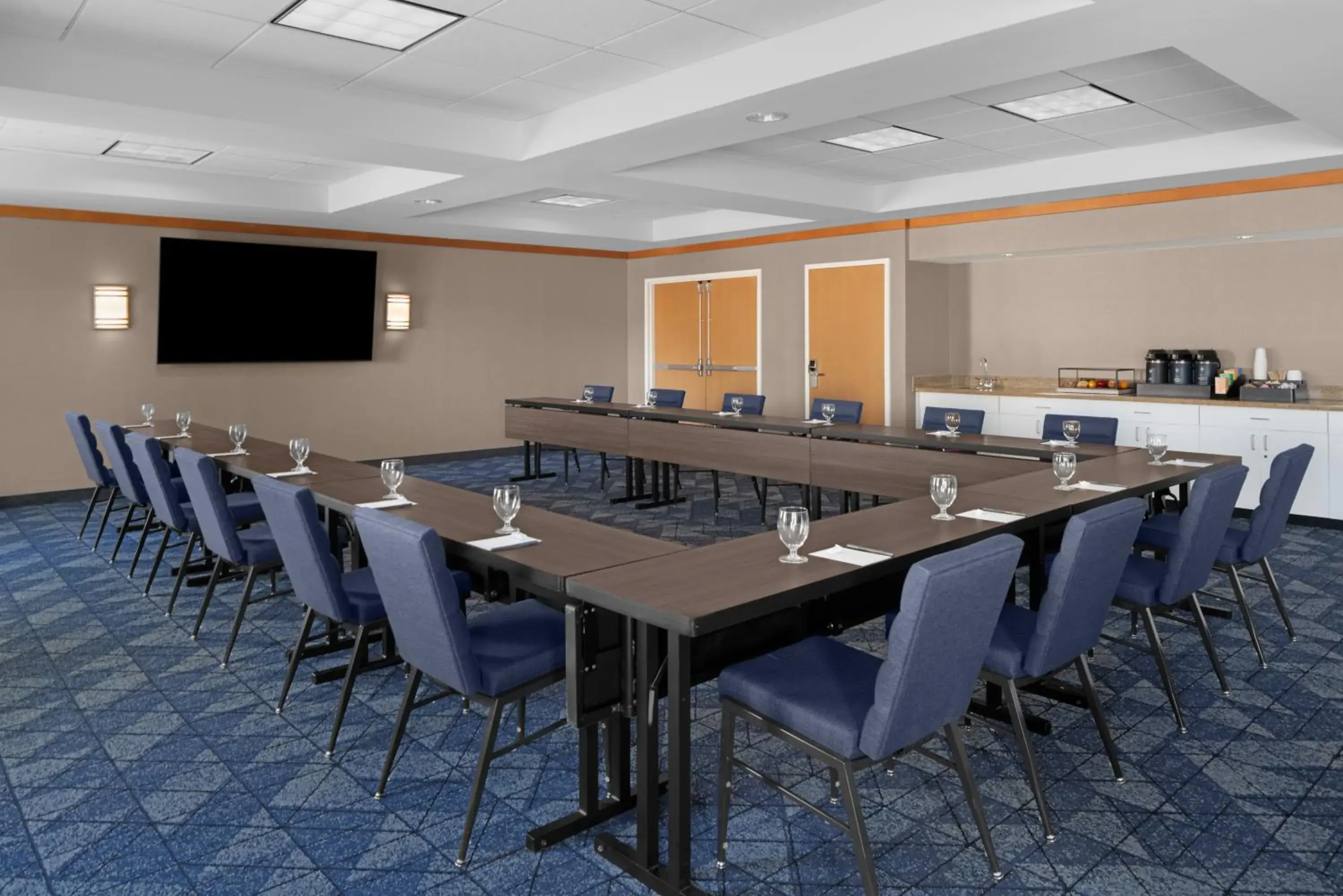 Meeting/conference room in Courtyard by Marriott Phoenix West/Avondale