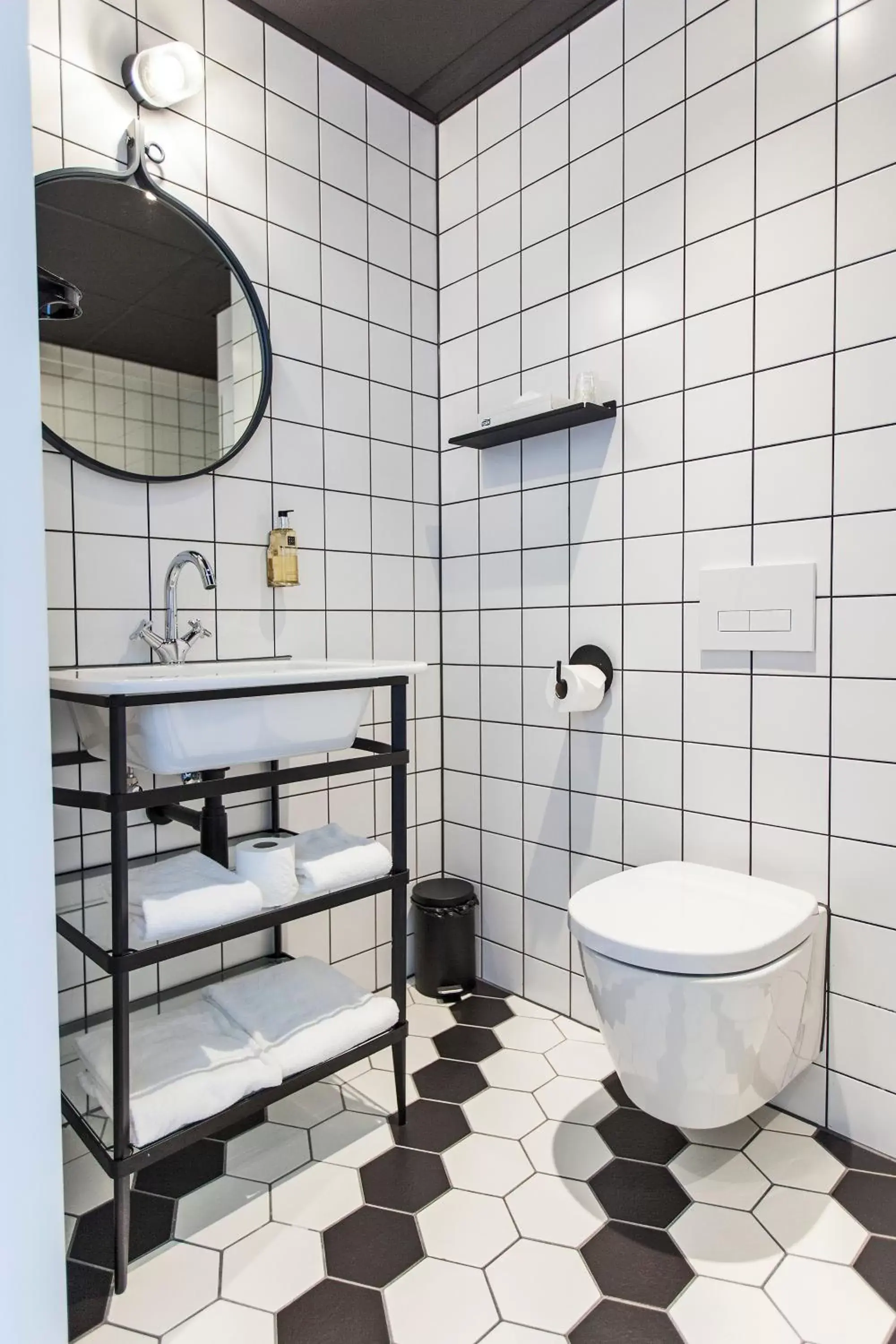 Toilet, Bathroom in ibis Styles Amsterdam Airport