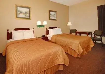 Double Room with Two Double Beds - Smoking in Quality Inn & Suites Tarboro - Kingsboro