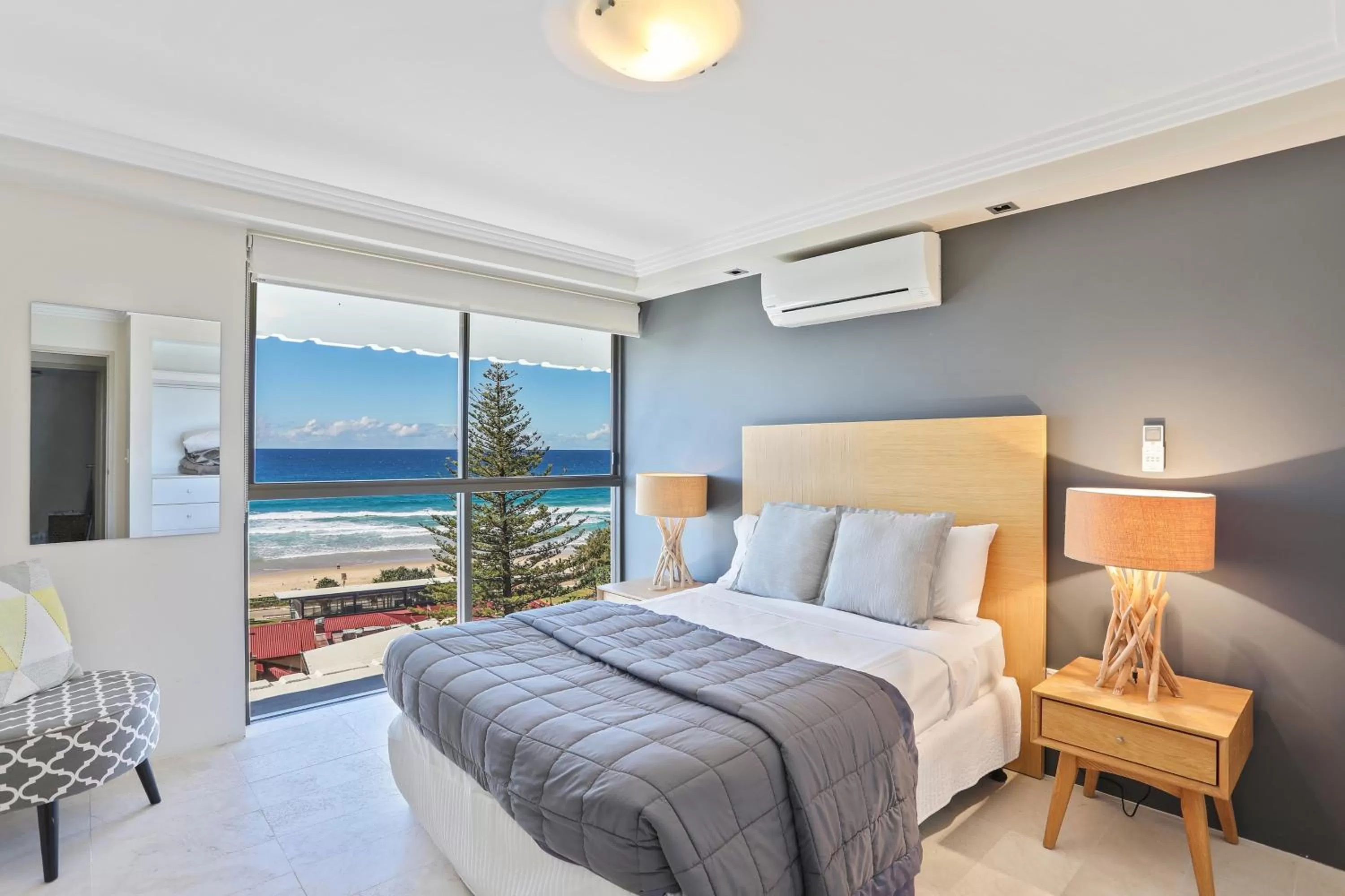 Bedroom, Bed in De Ville Apartments