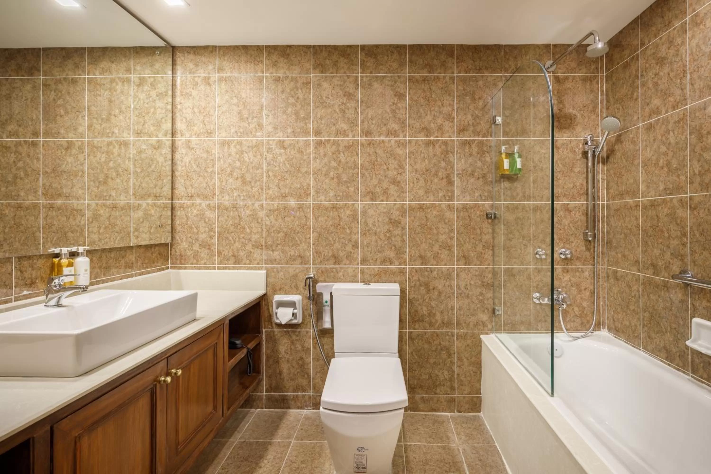 Bathroom in Hotel Shanker-Palatial Heritage Kathmandu