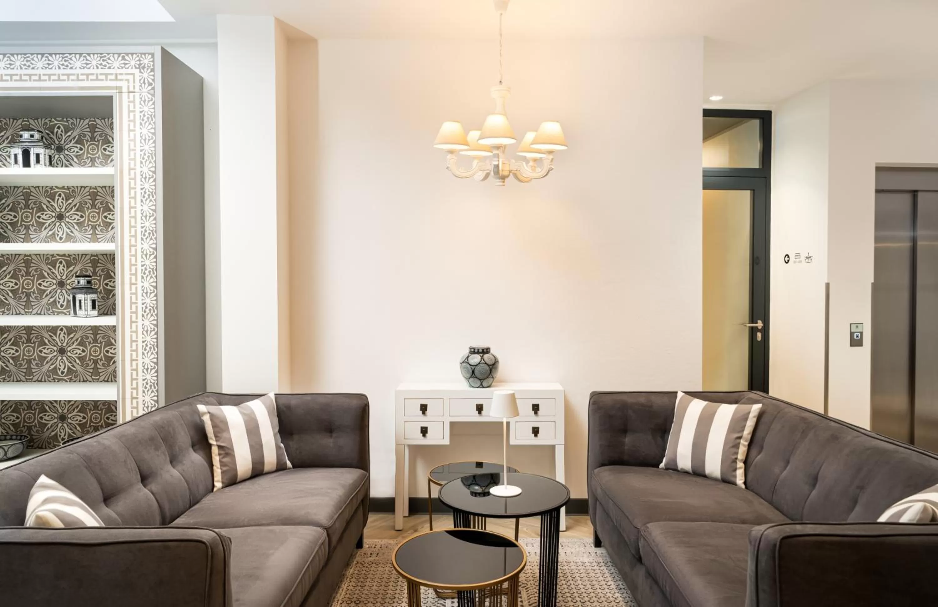 Lobby or reception in elaya hotel regensburg city center