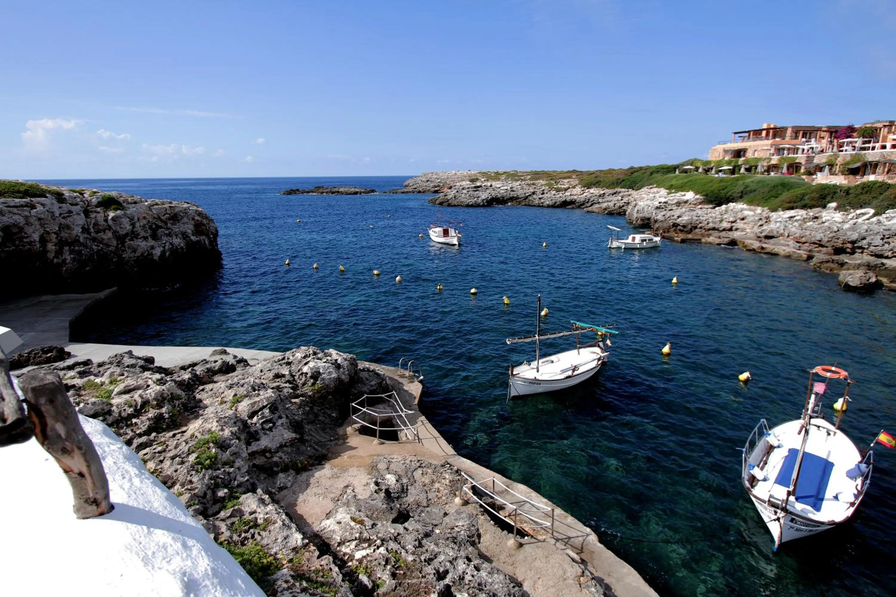 Beach in Binivell Park - Caliu Apartments
