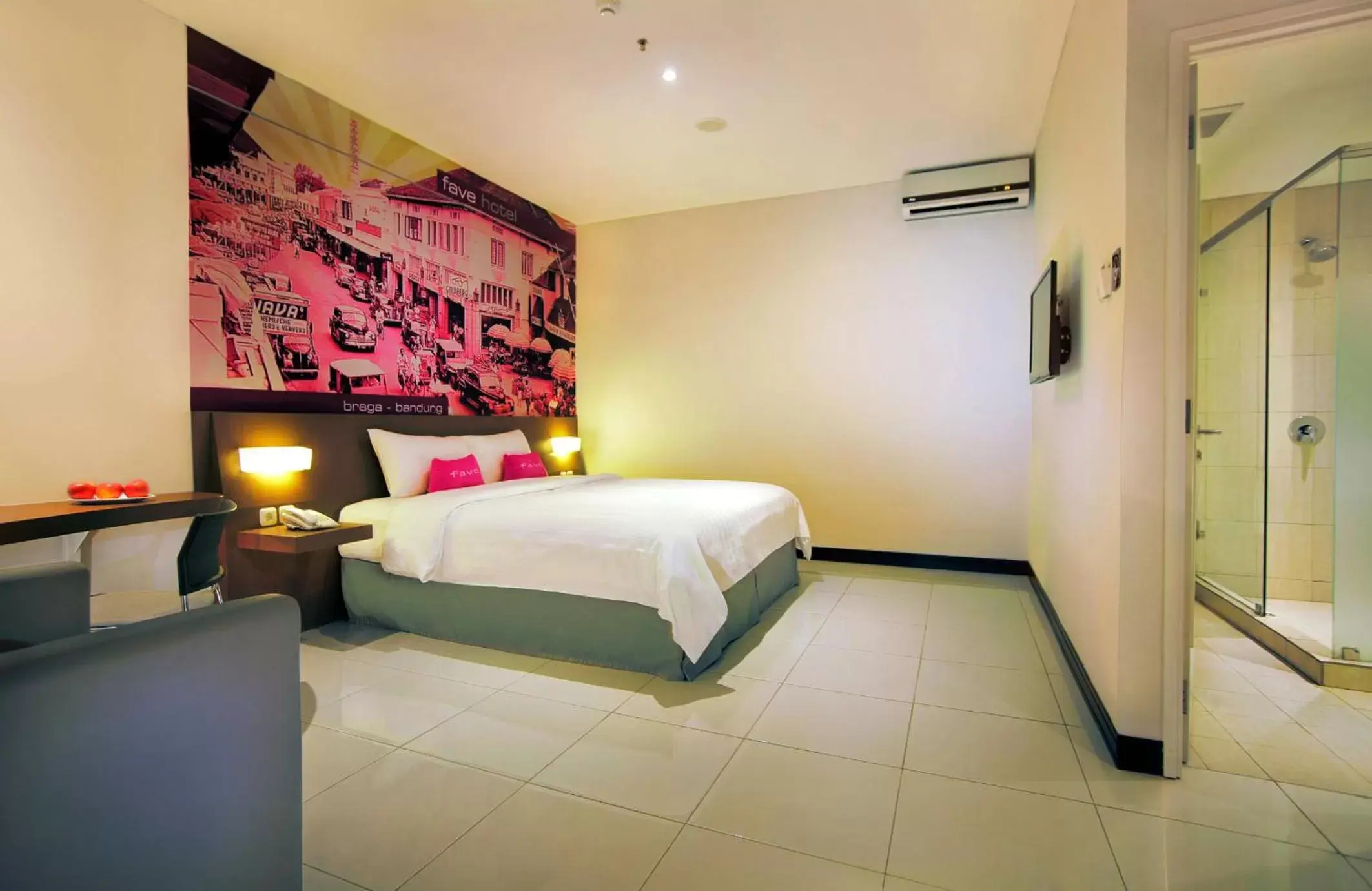 Bedroom, Bed in favehotel Braga