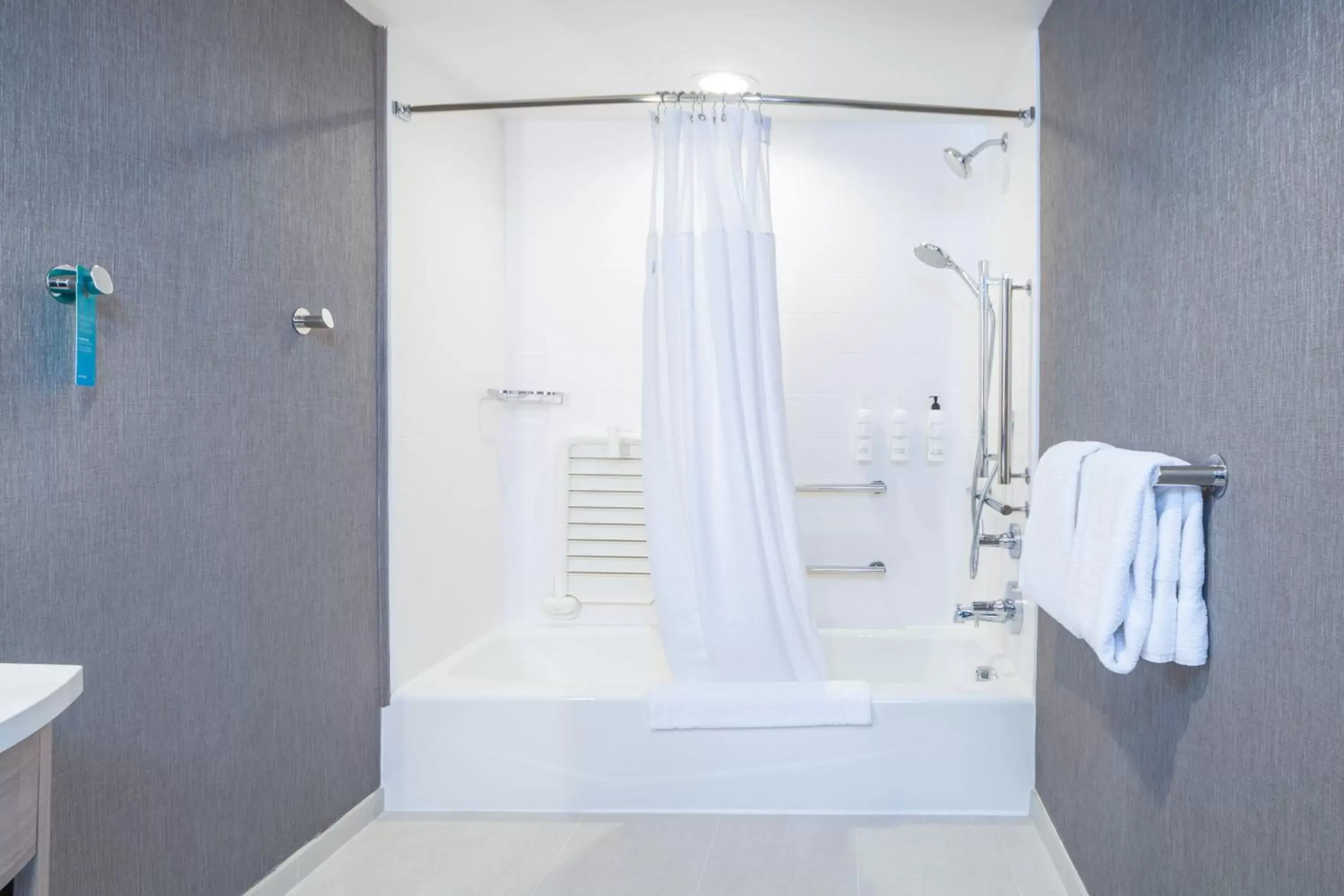 Bathroom in SpringHill Suites by Marriott Kenosha