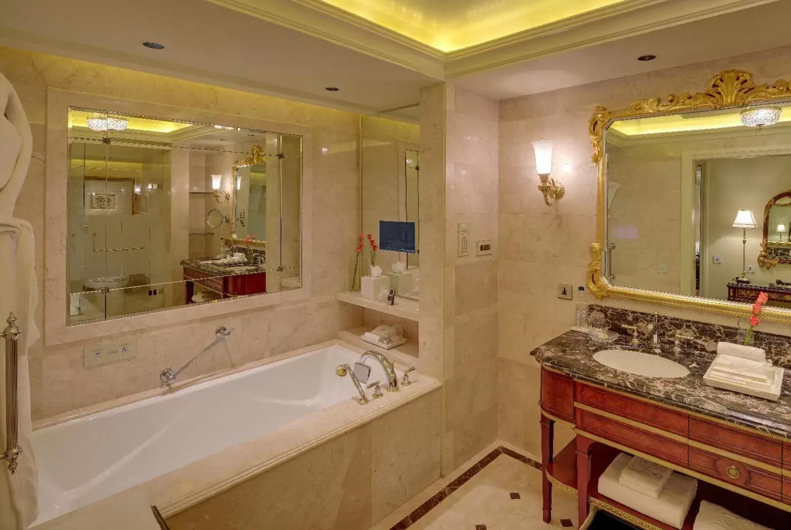 Bathroom in The Leela Palace New Delhi