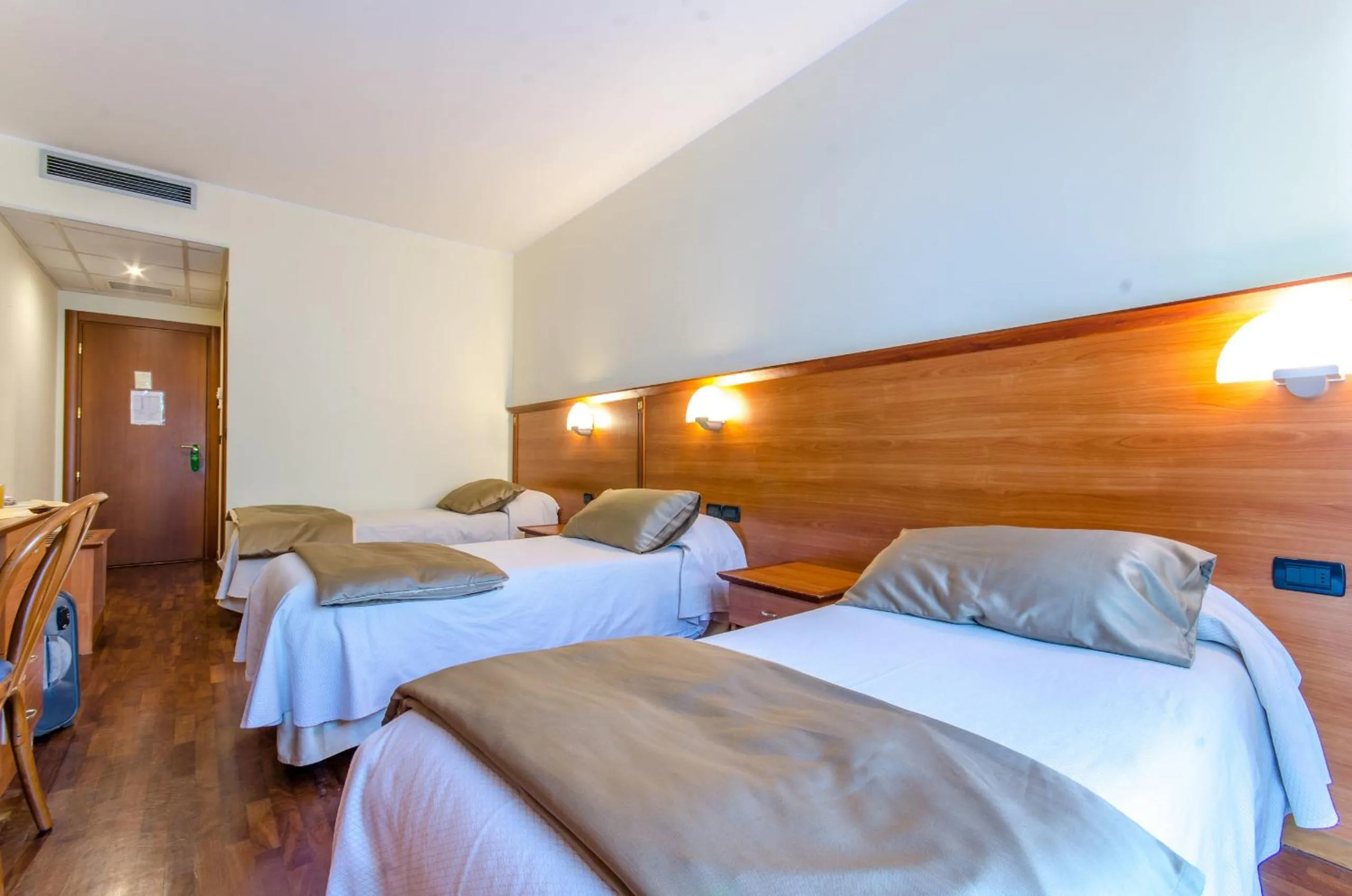 Photo of the whole room, Bed in Hotel Federico II