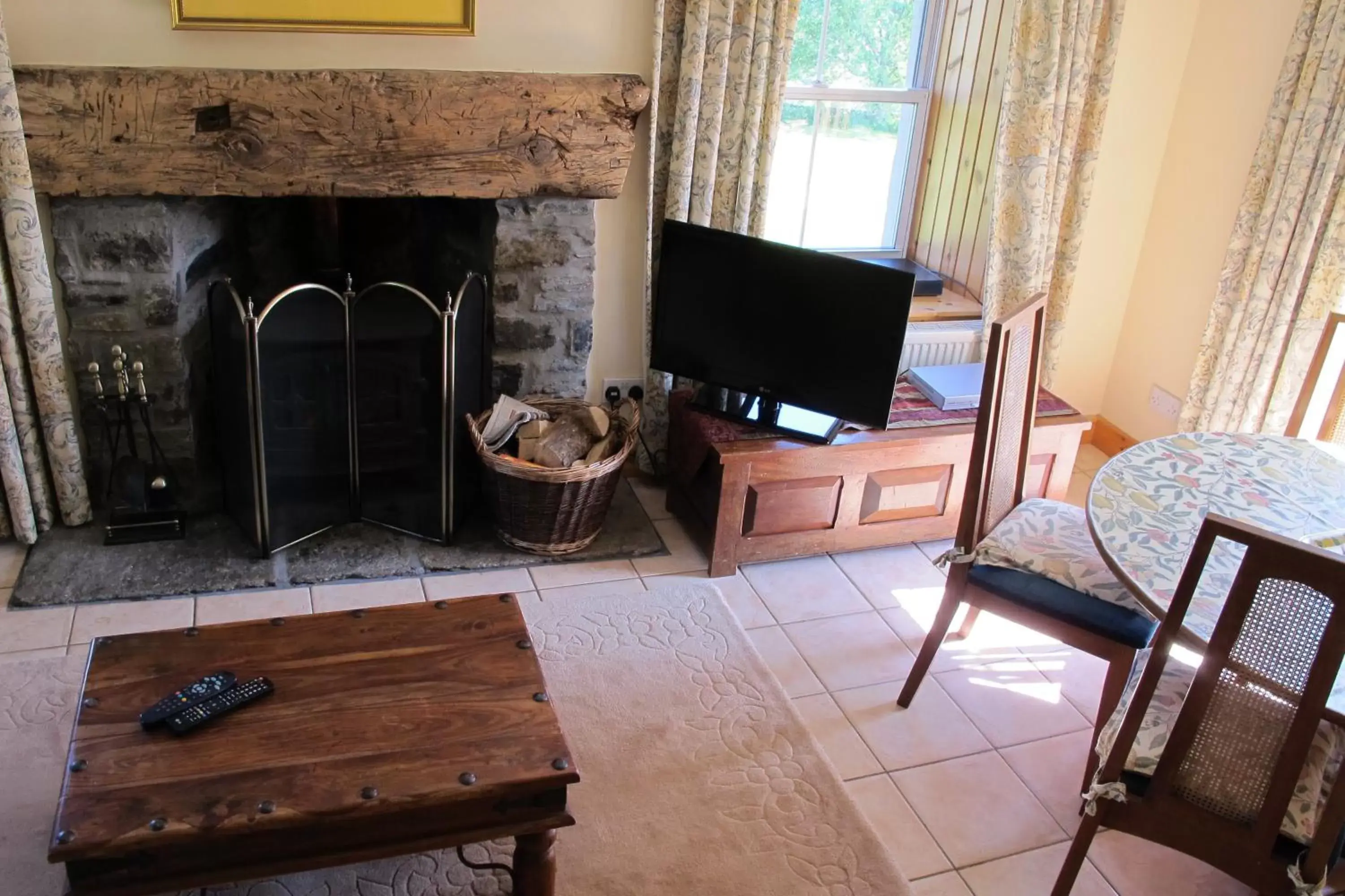 Living room, Seating Area in Errichel House and Cottages