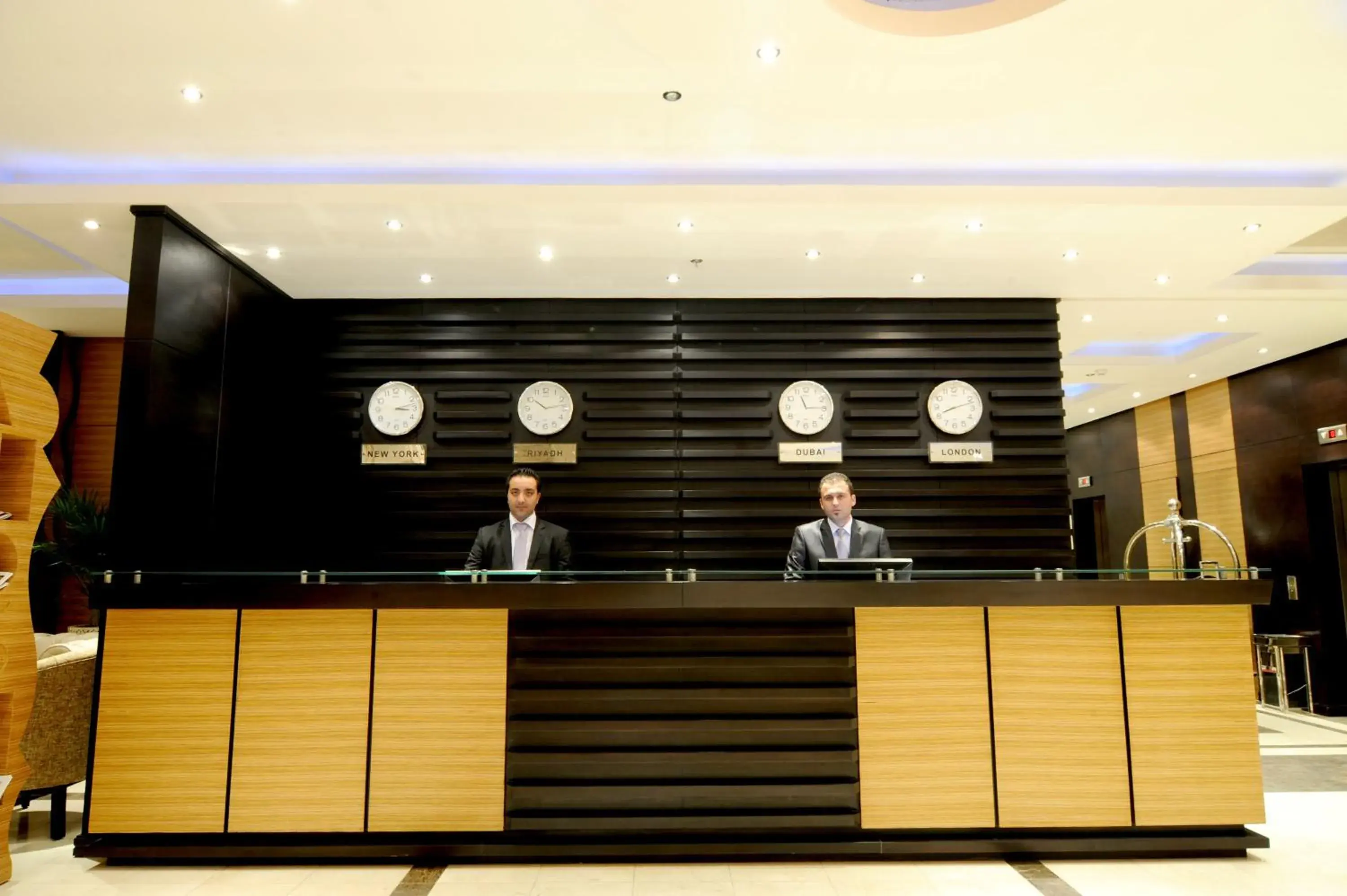 Lobby or reception in فندق حديقة الأزهار Lobby or reception in فندق حديقة الأزهار