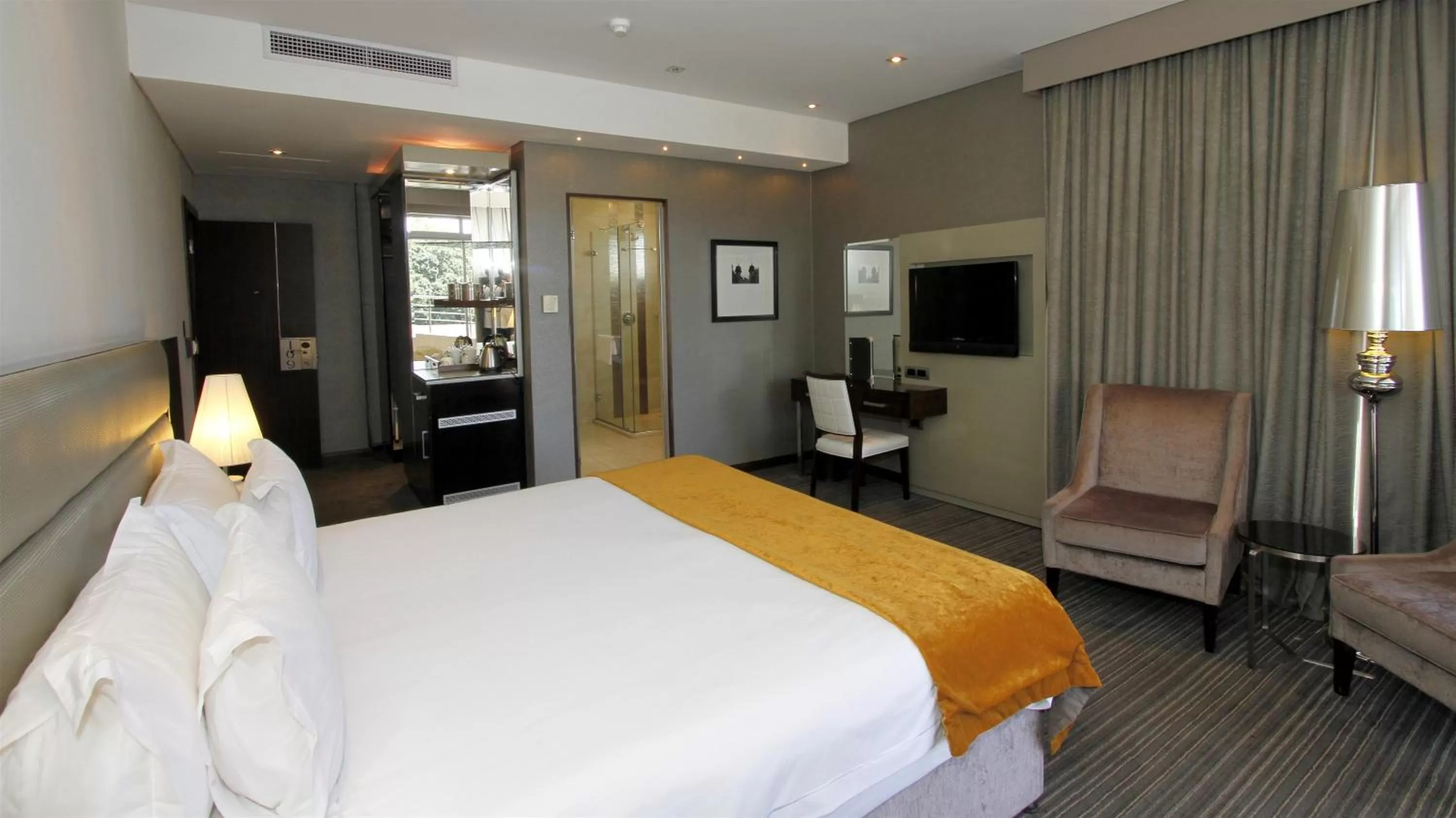 Bedroom, Bed in Coastlands Musgrave Hotel