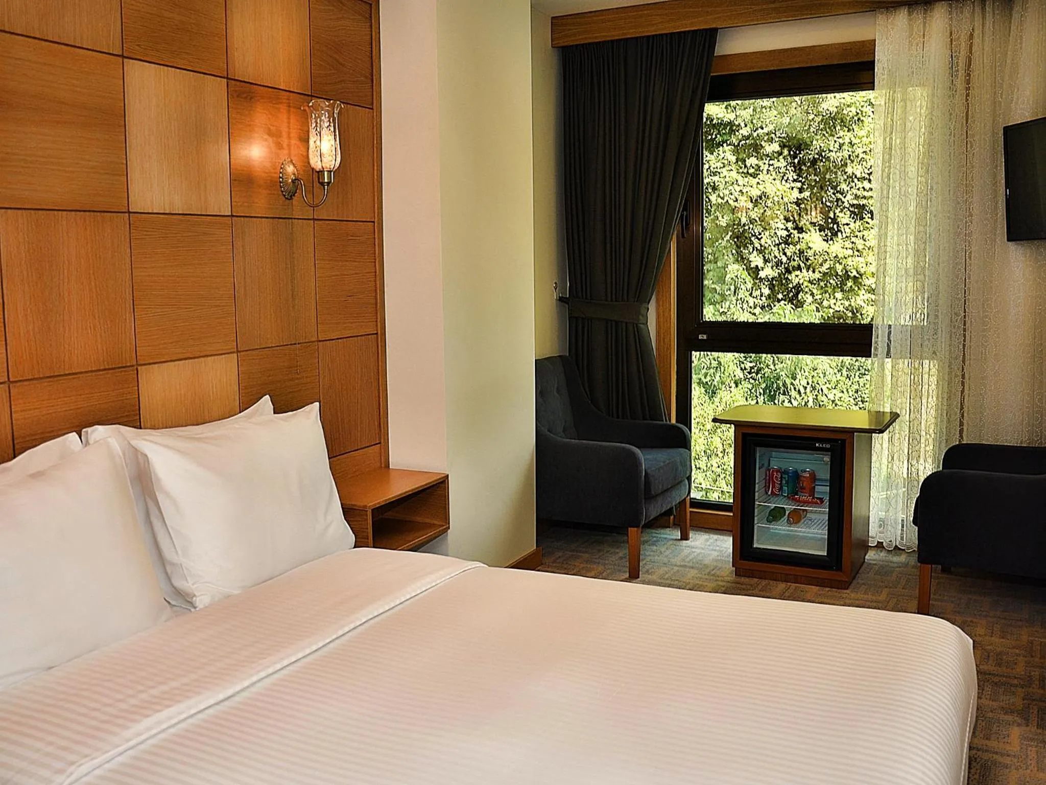 Coffee/tea facilities, Bed in Cumbali Plaza Hotel