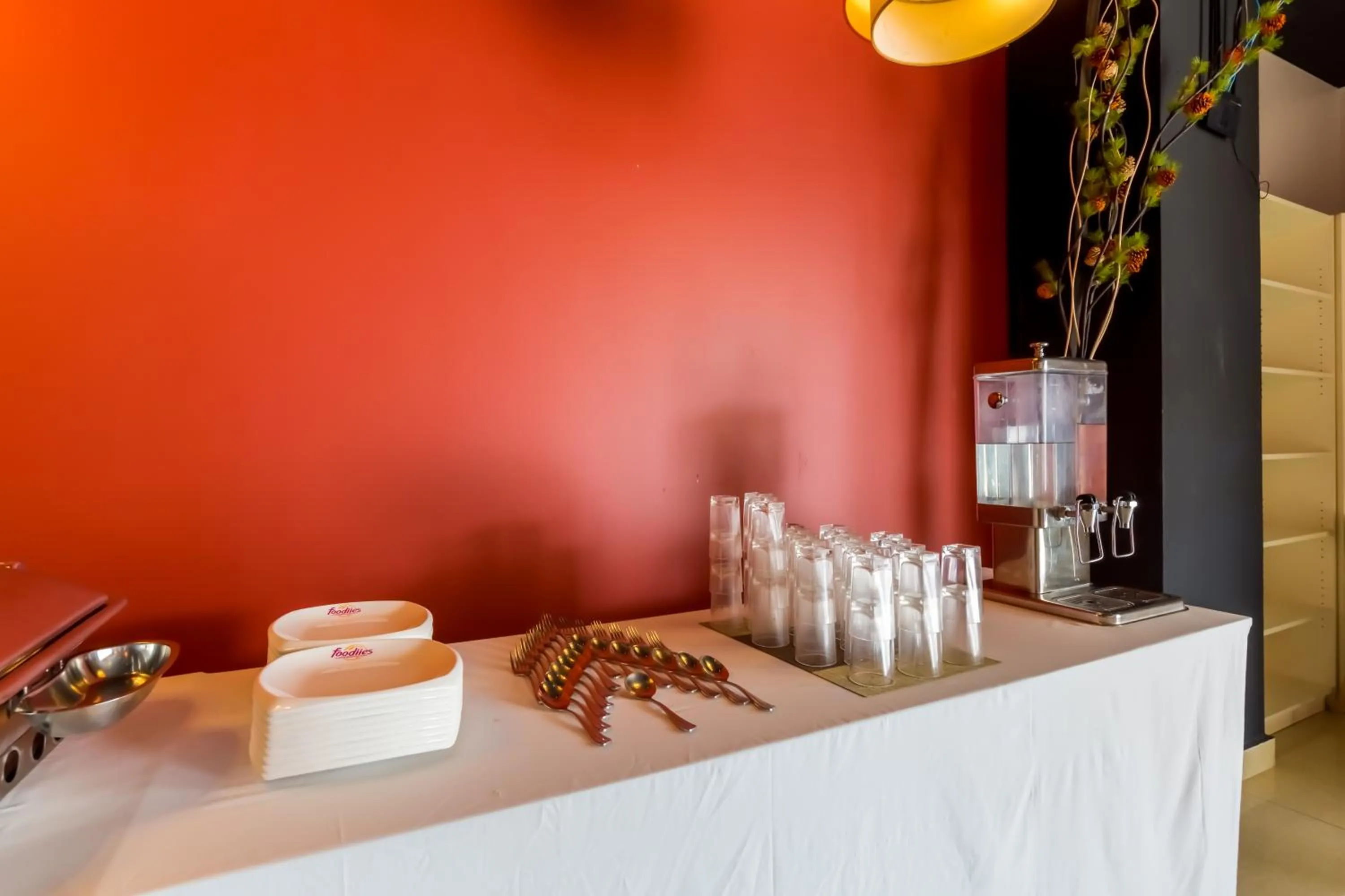 Restaurant/places to eat in Dolphin Hotel, Chow Kit Kuala Lumpur