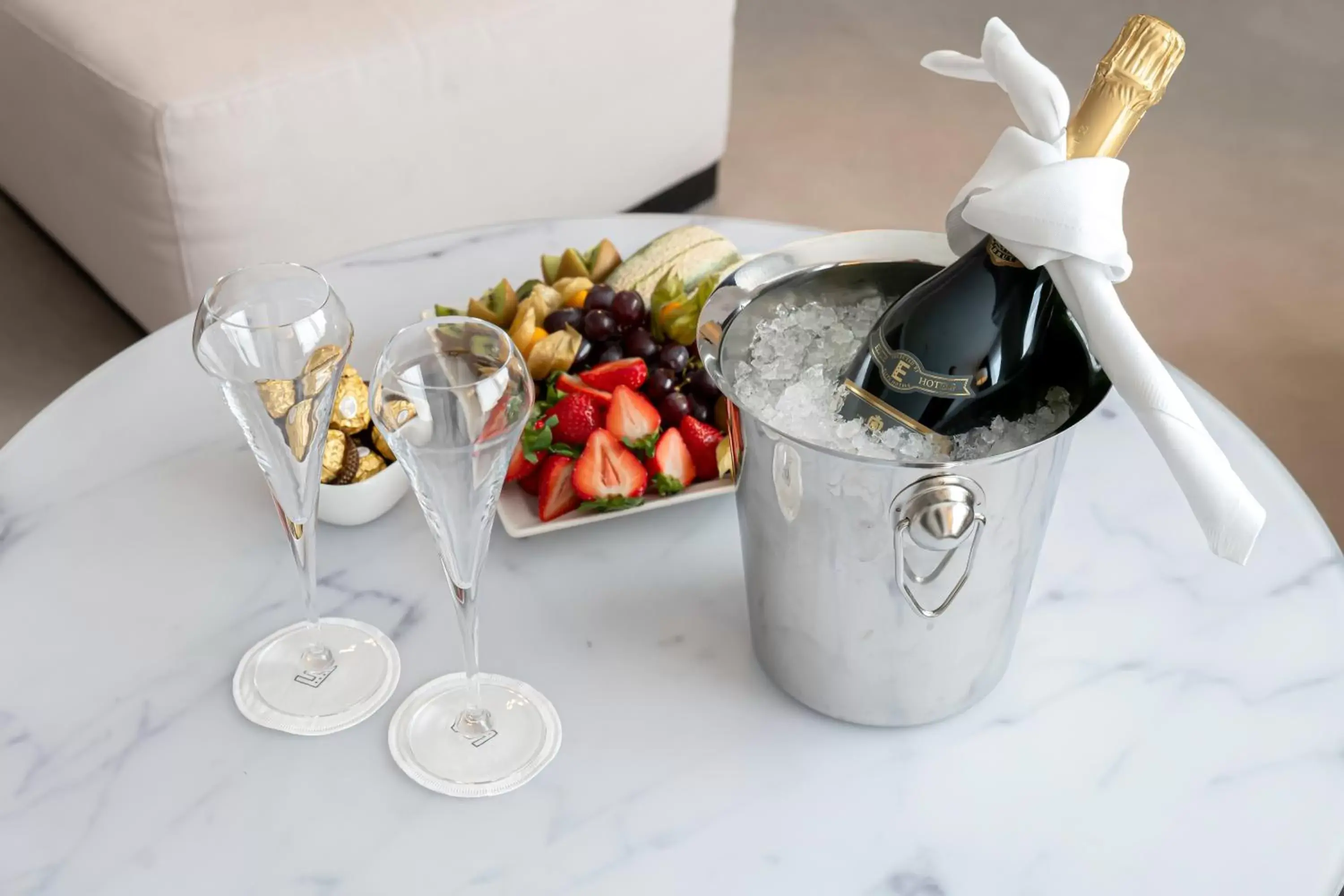 room service, Drinks in Elite Stadshotellet Eskilstuna