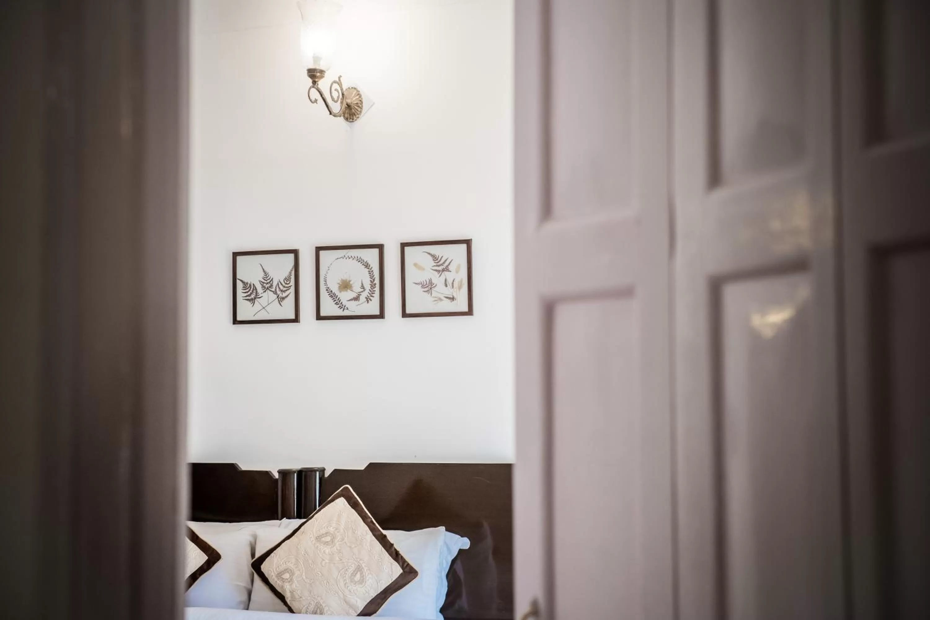 Bed in Bhikampur Lodge By Nine Hotels