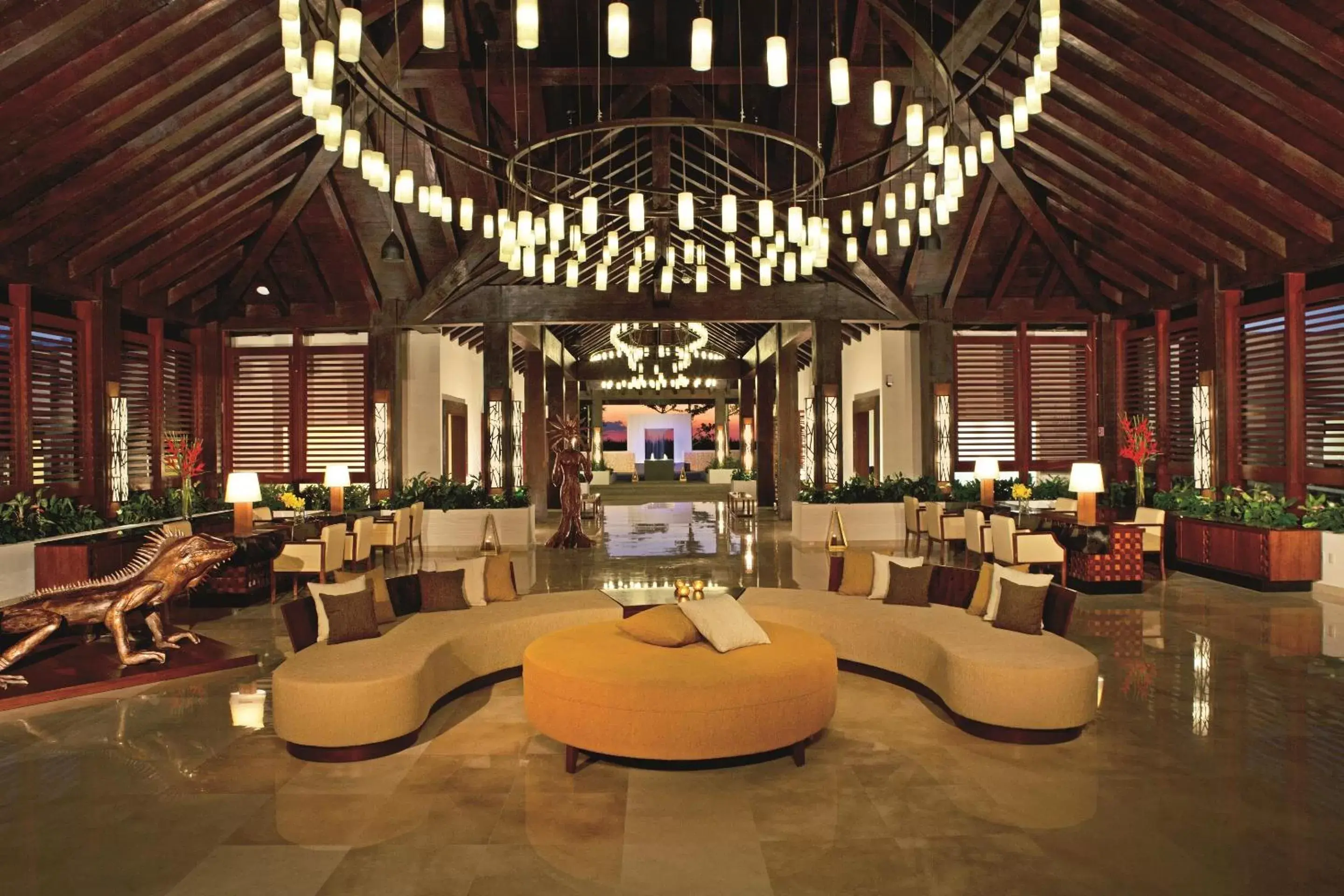 Lobby or reception, Lounge/Bar in Secrets Playa Mujeres Golf & Spa Resort - All Inclusive Adults Only