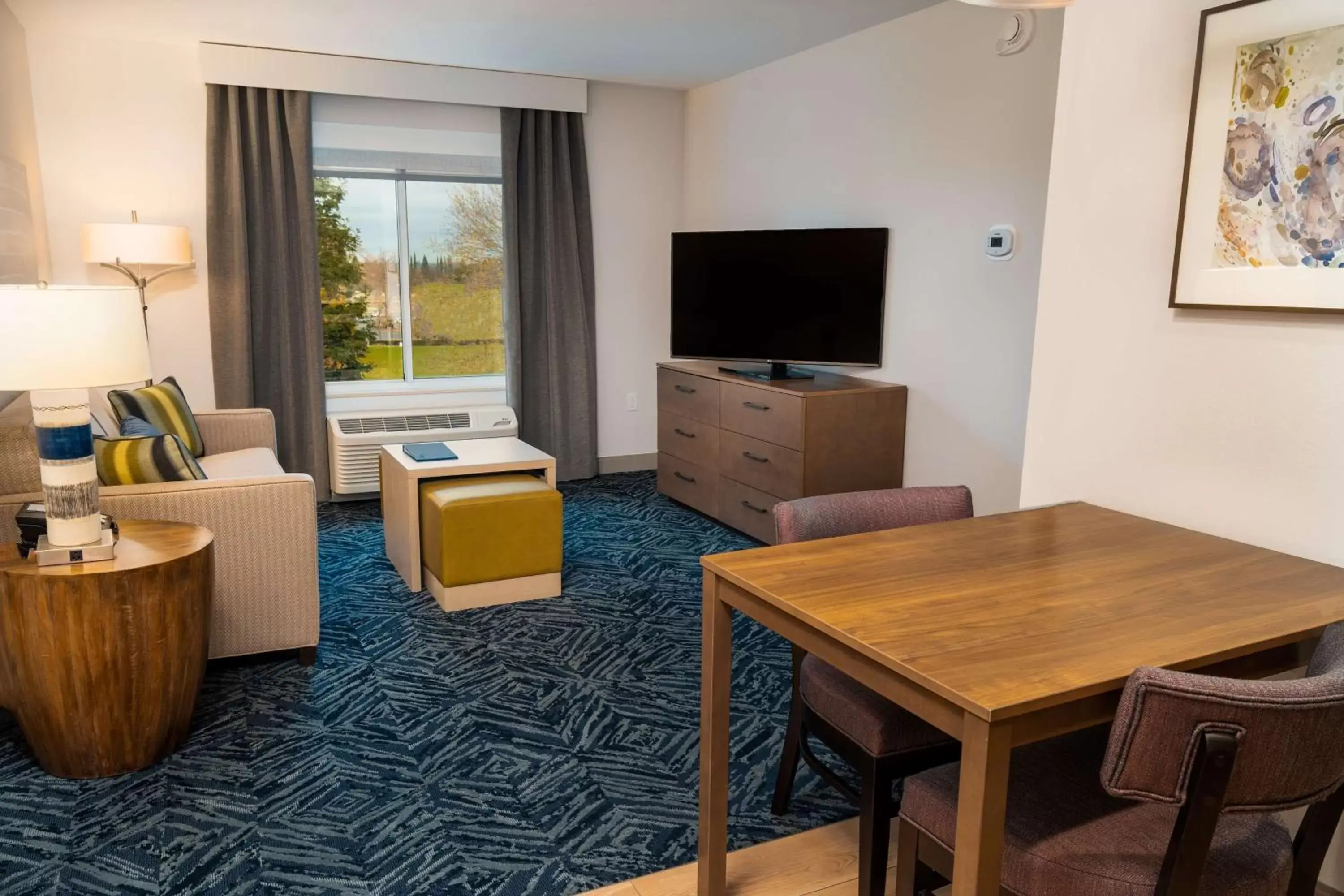 Bedroom, Seating Area in Homewood Suites By Hilton Rancho Cordova, Ca