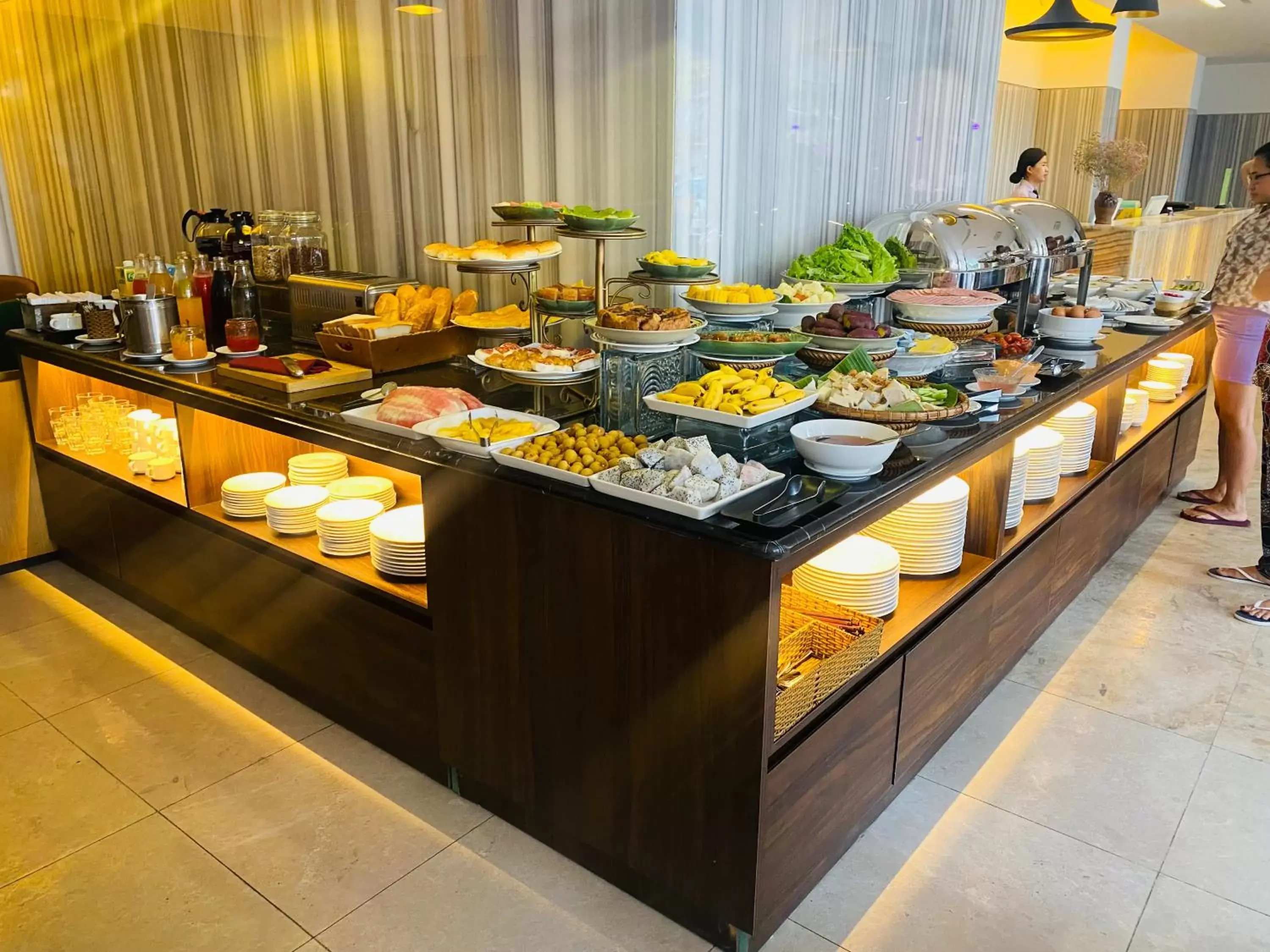 Restaurant/places to eat, Food in Liberty Hotel Saigon Greenview