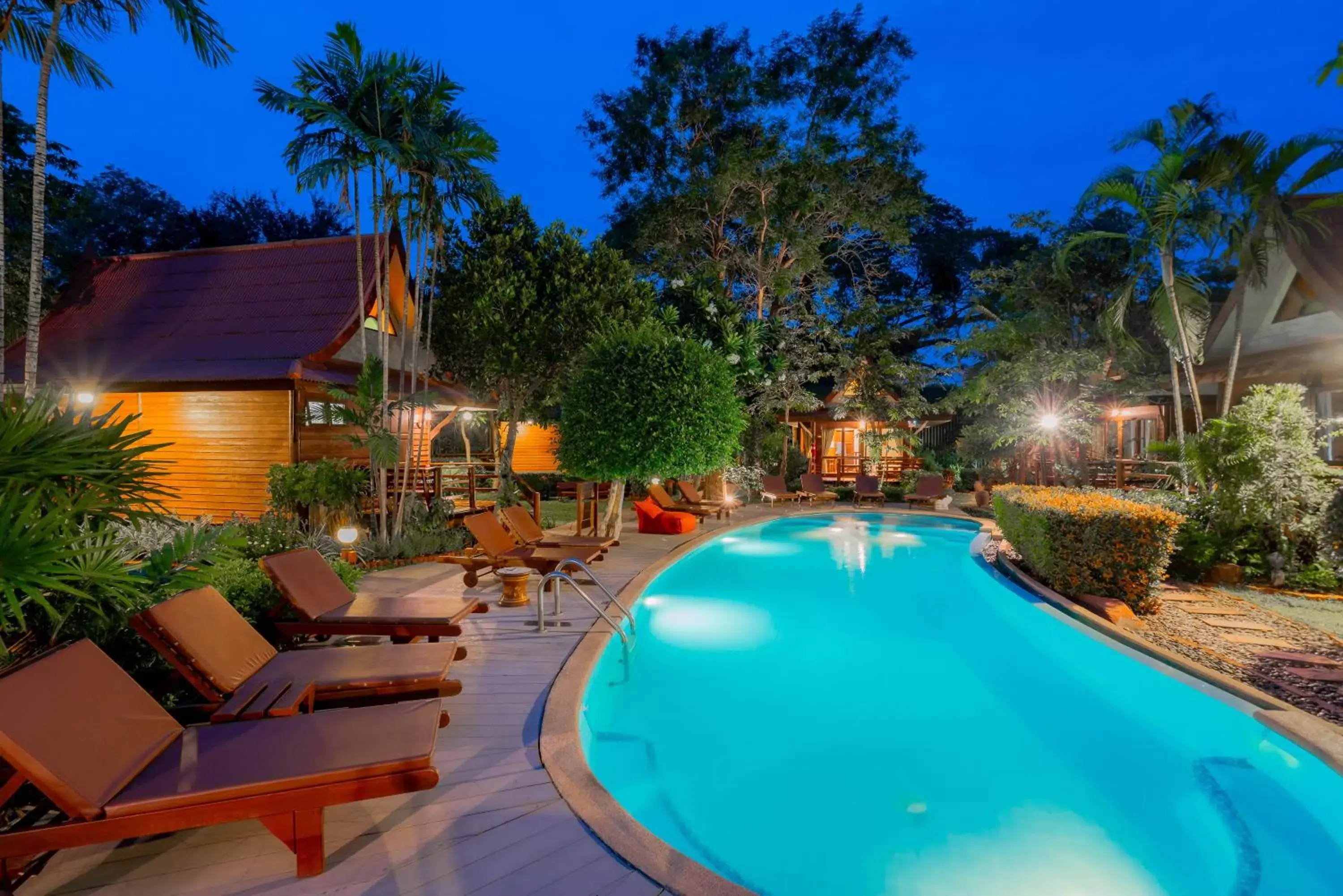 Swimming pool, Pool View in Baan Duangkaew Resort