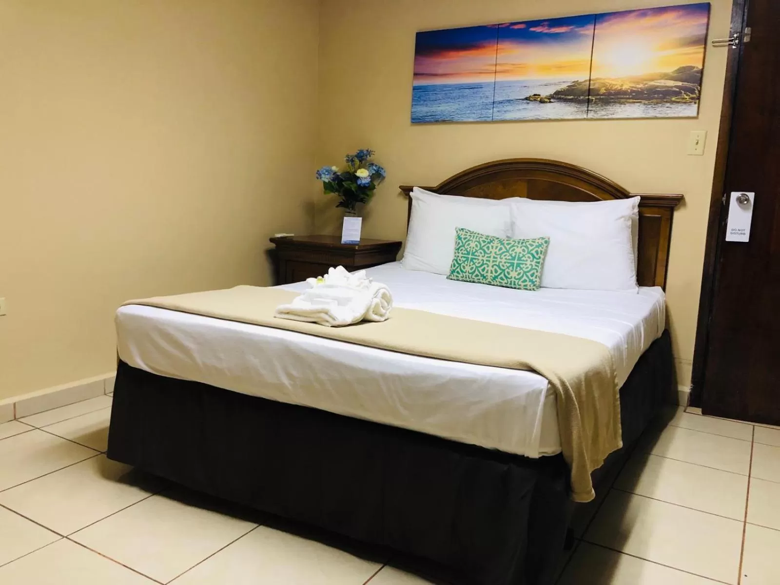 Bedroom, Bed in Arecibo Inn