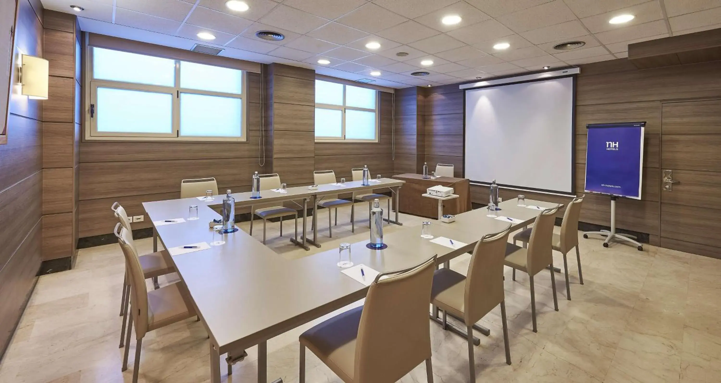 Meeting/conference room in NH Center