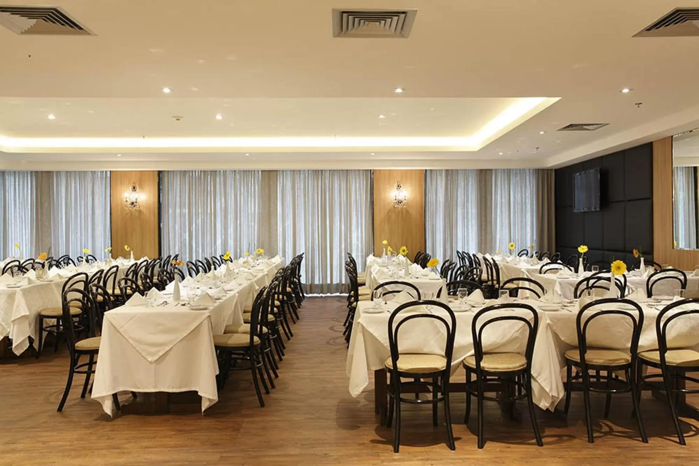 Restaurant/places to eat in Windsor Florida Hotel Restaurant/places to eat in Windsor Florida Hotel