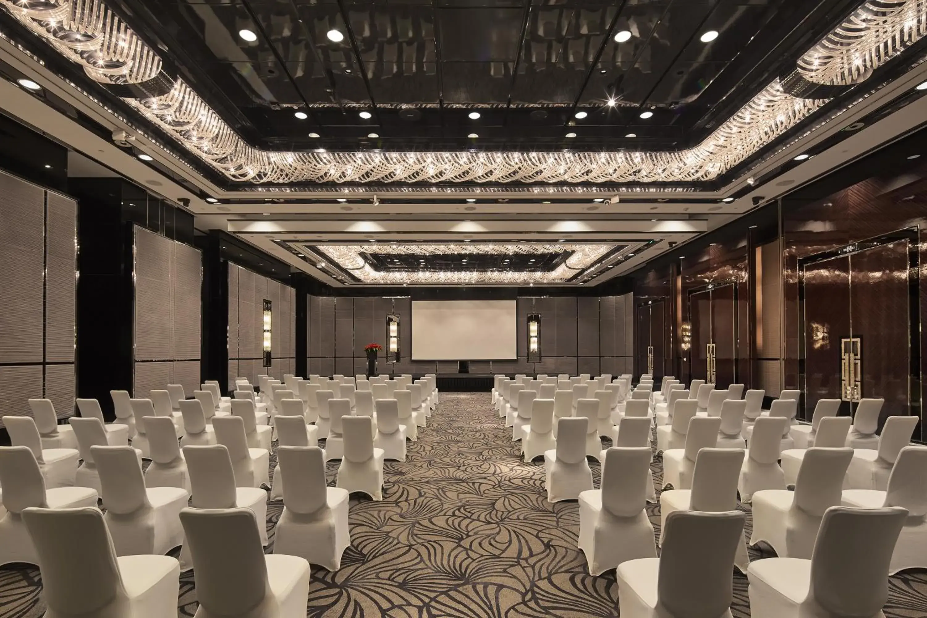 Meeting/conference room in Regent Shanghai Pudong