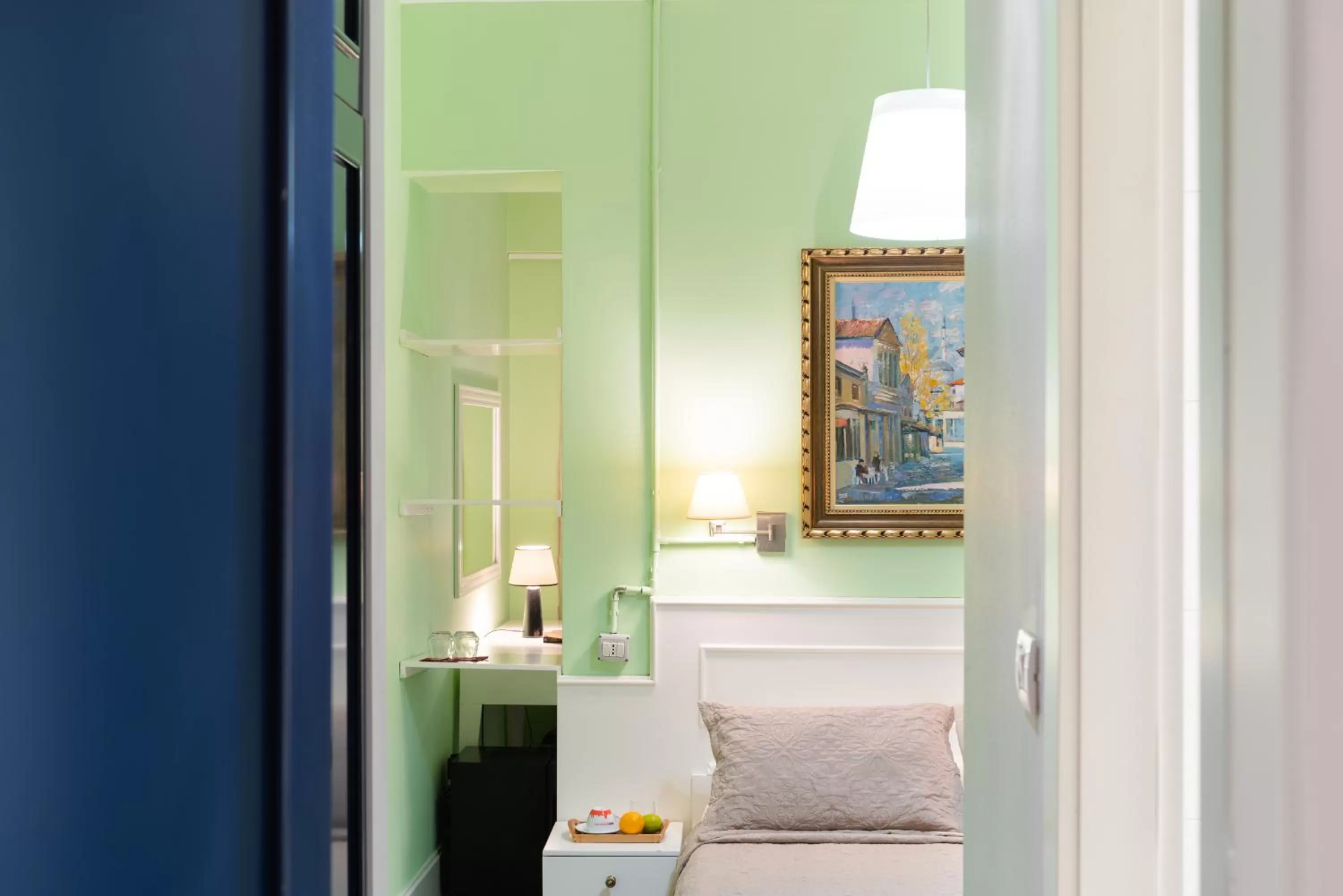 Bed in Artistic Tirana Blloku