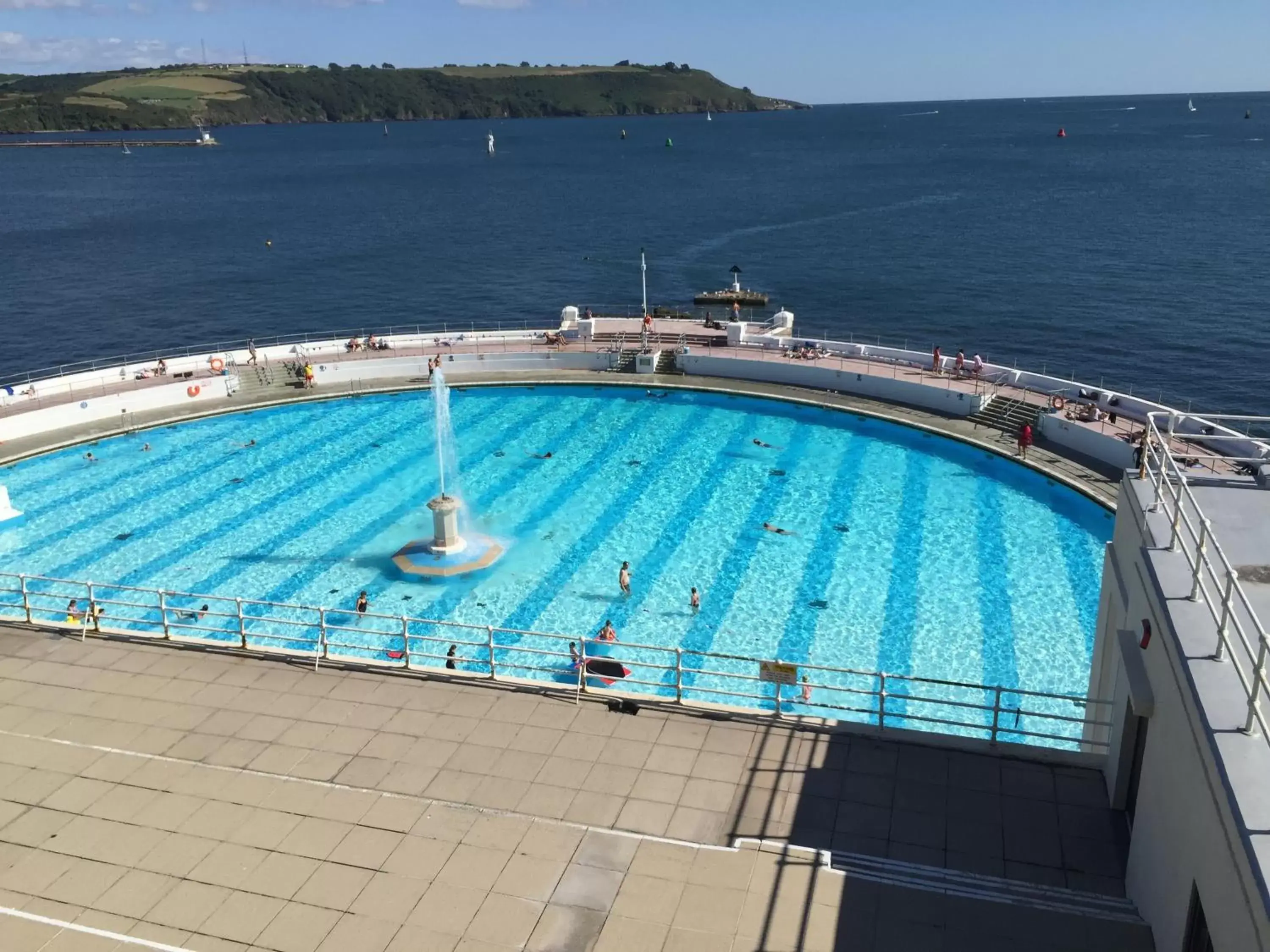 Swimming pool, Pool View in 1 Elliot Terrace