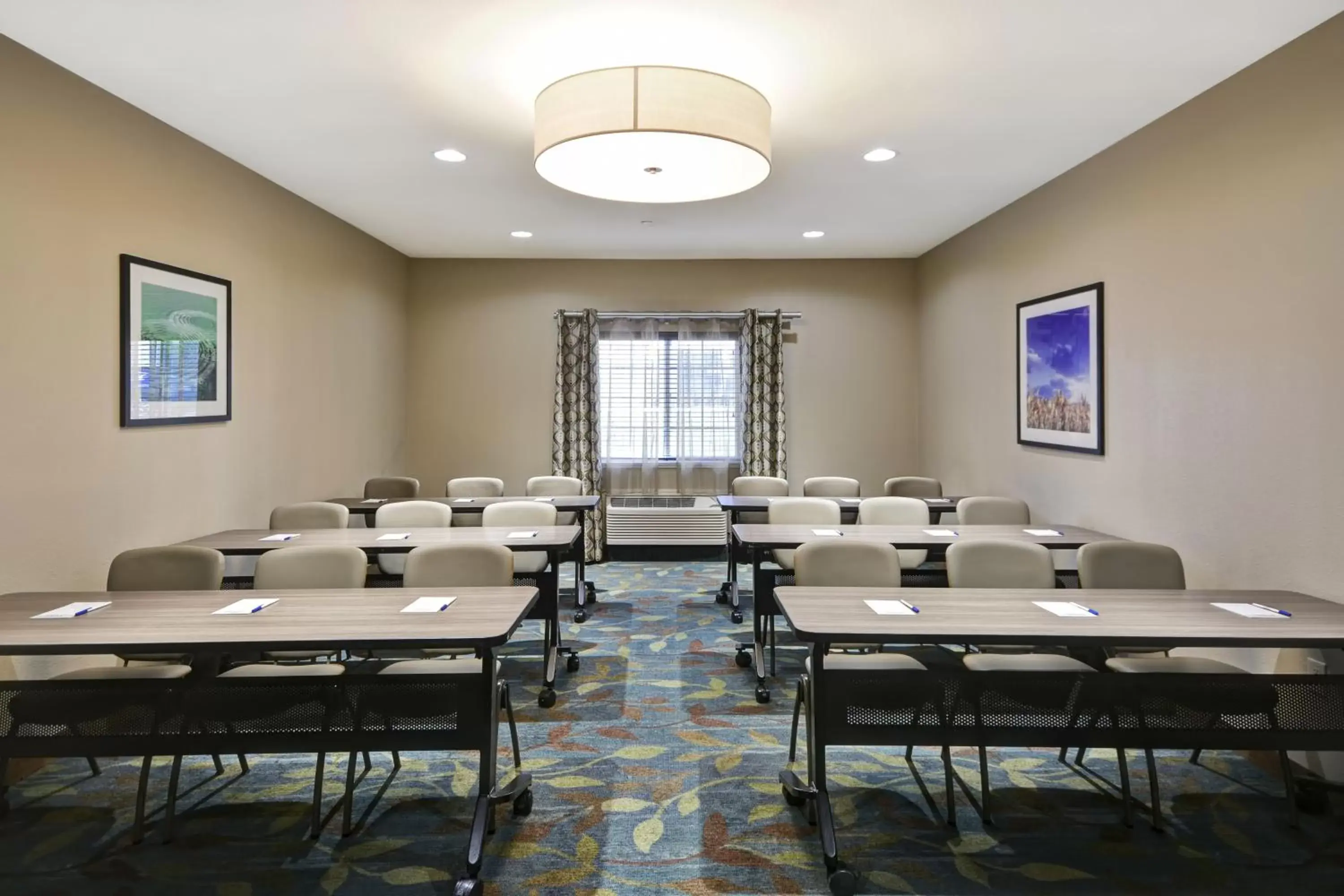 Meeting/conference room in Candlewood Suites Smyrna - Nashville , an IHG Hotel