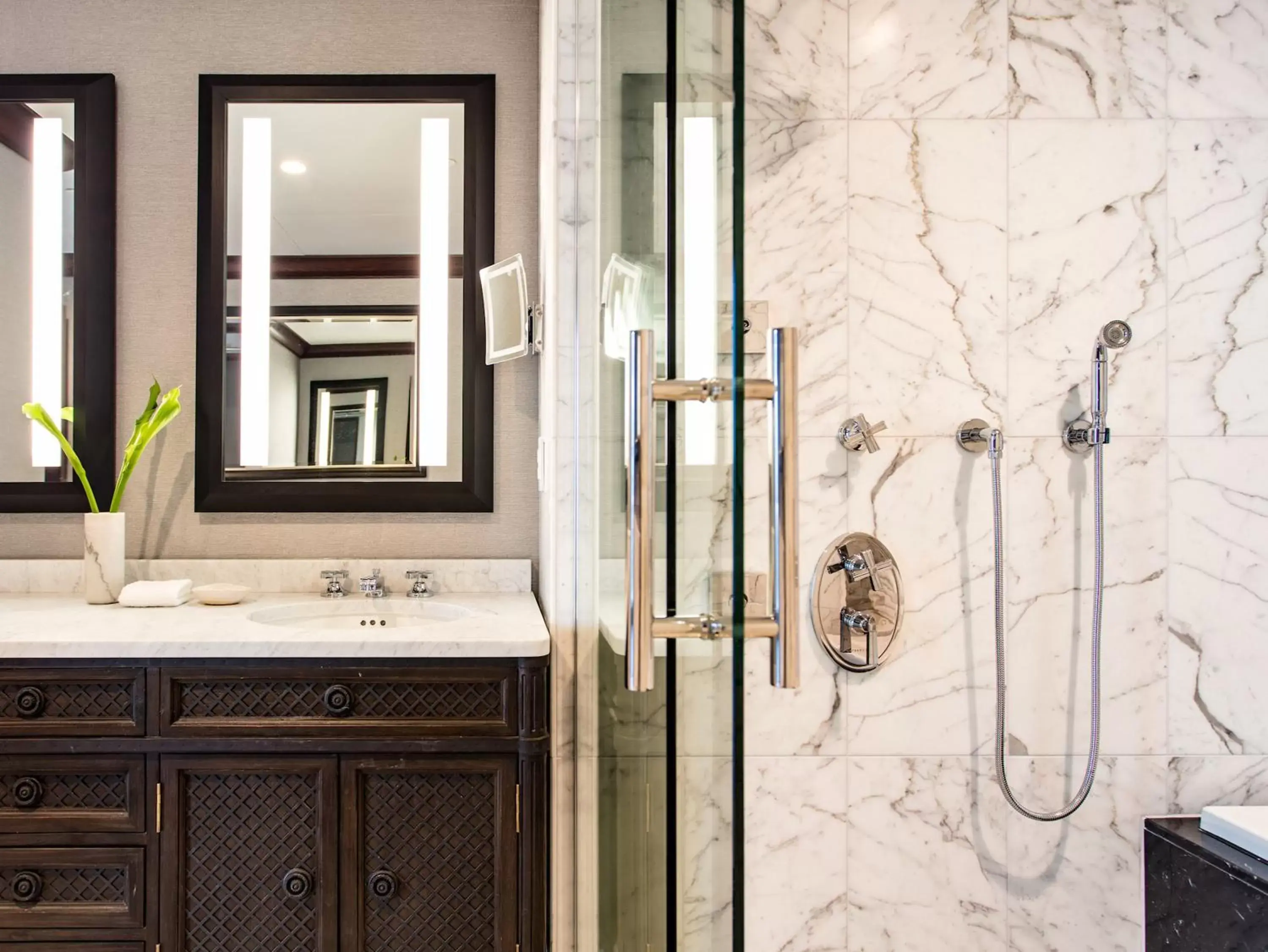 Bathroom in Kimpton Tryon Park Hotel, an IHG Hotel