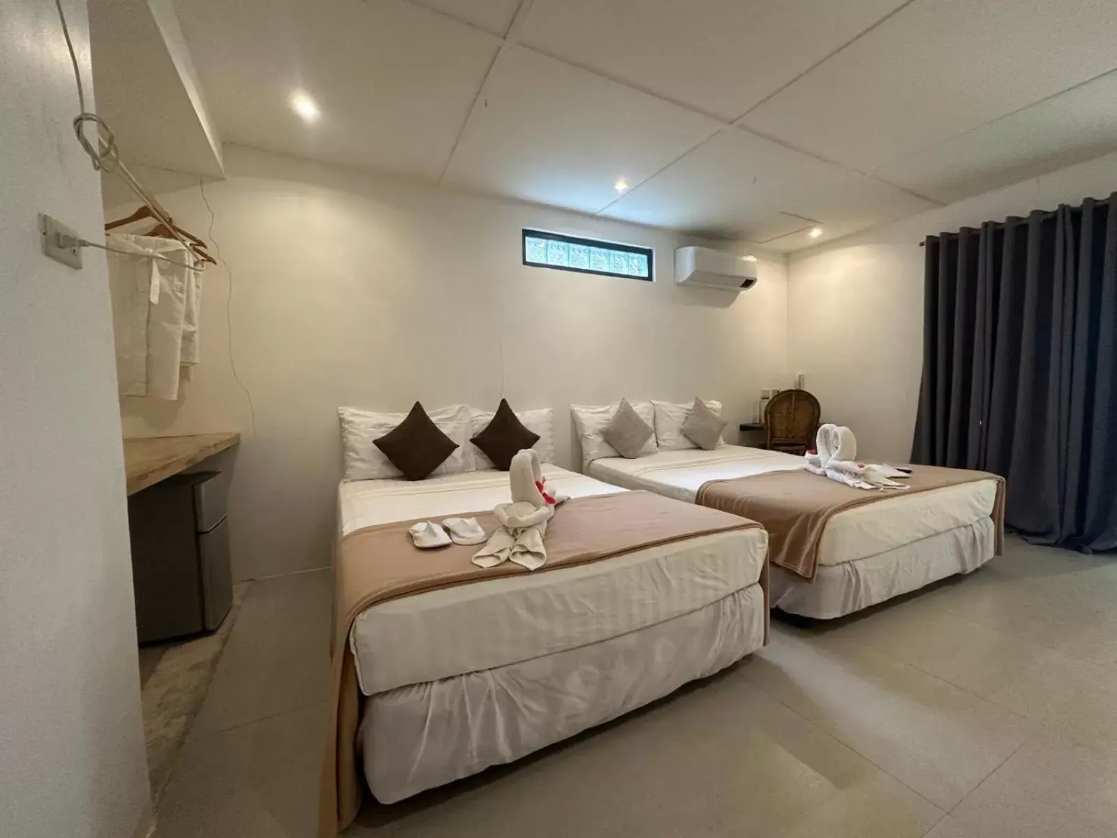 Bedroom, Bed in El Nido Coco Resort