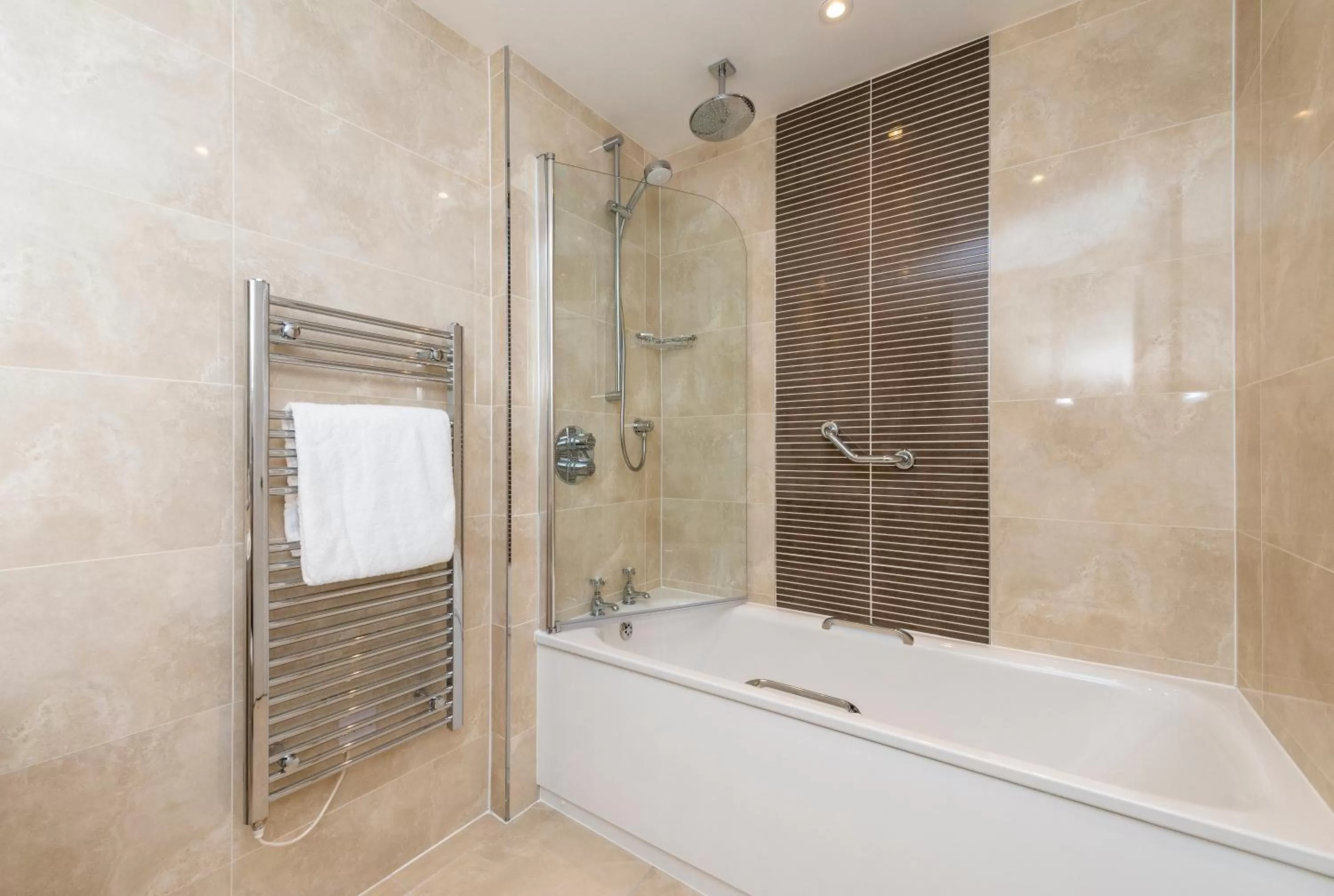 Bathroom in Macdonald Inchyra Hotel & Spa