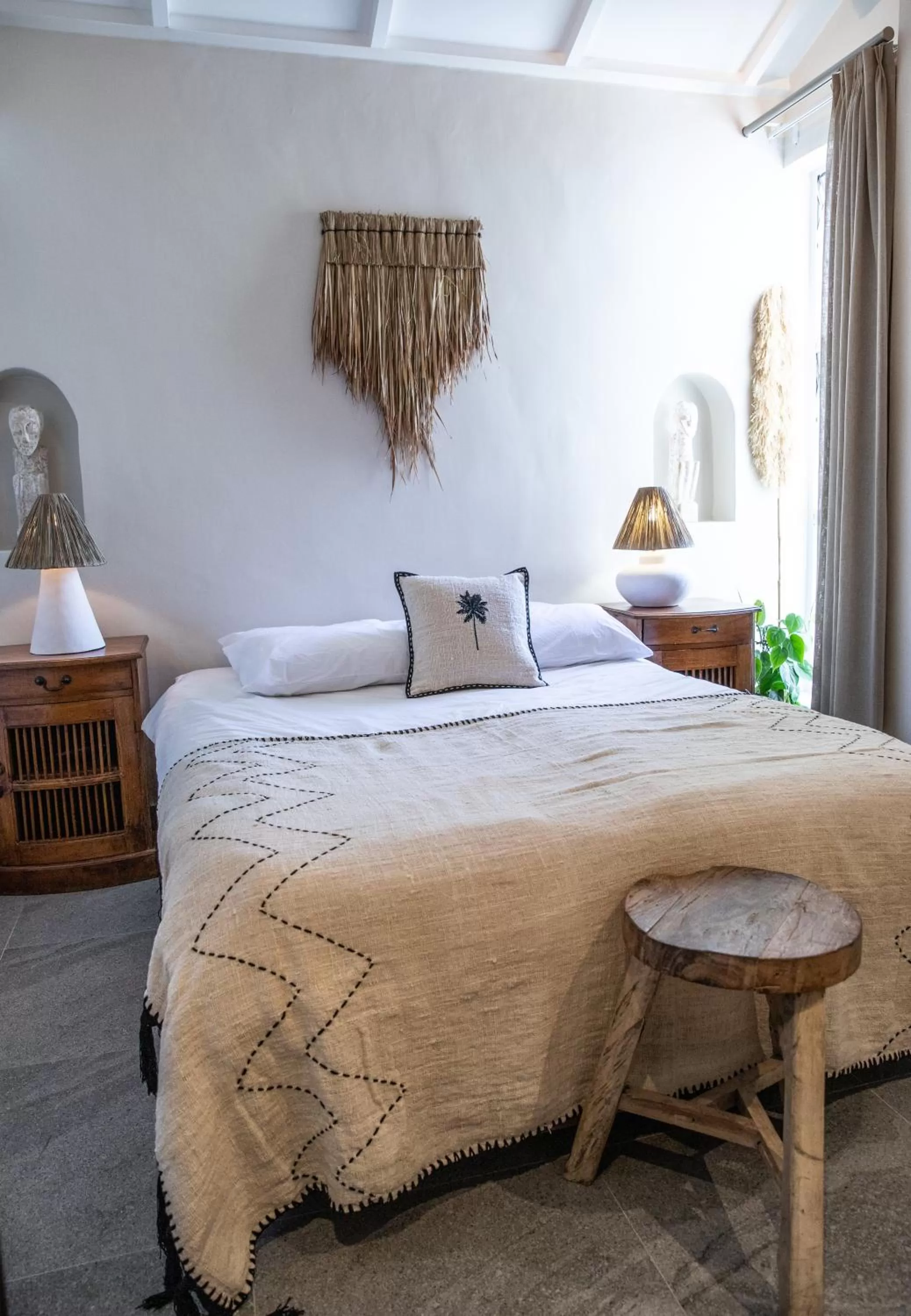 Bedroom, Bed in Sea Castle Hotel Camps Bay