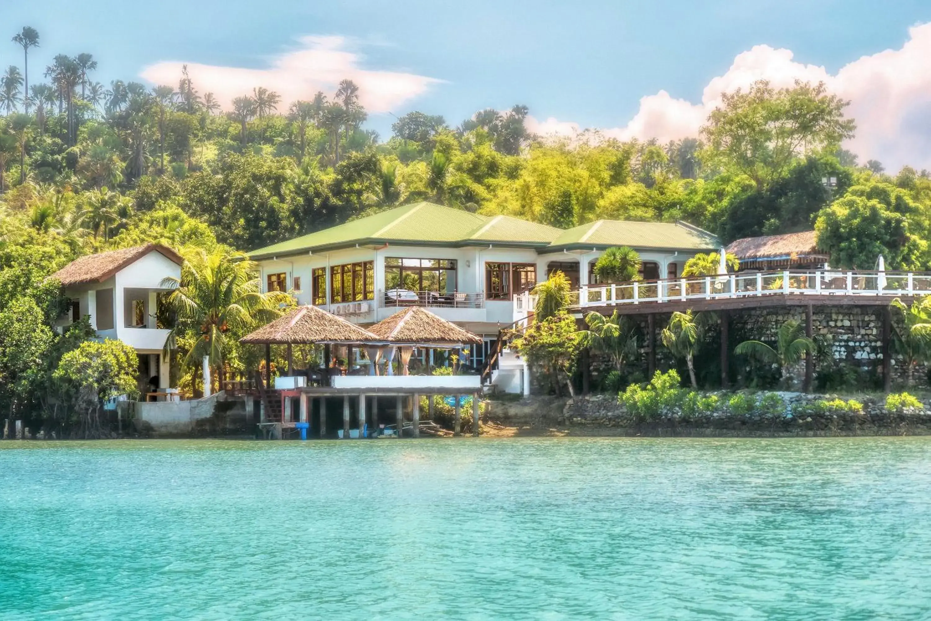 Property building in Edgewater Dive & Spa Resort Property building in Edgewater Dive & Spa Resort