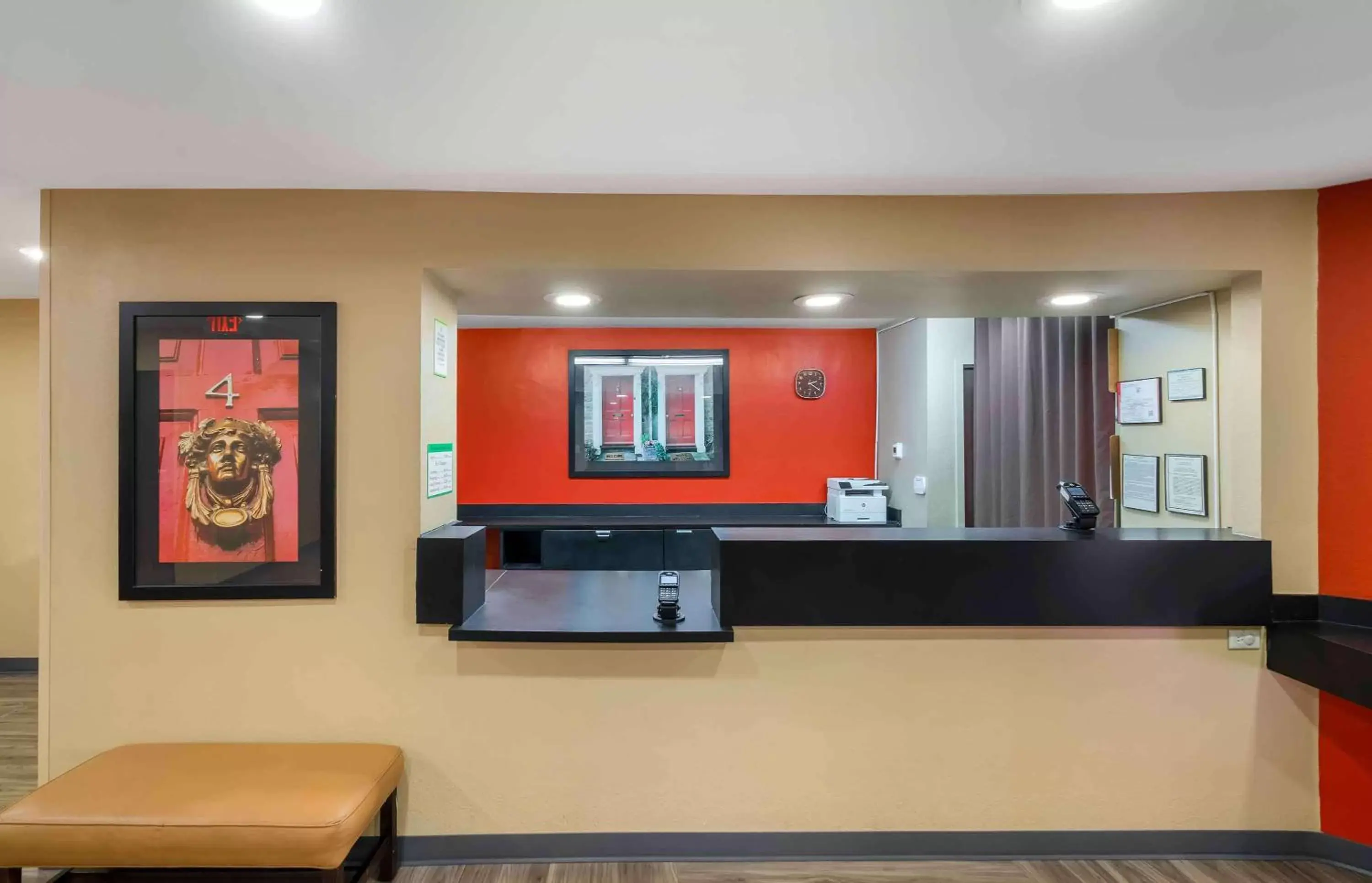 Lobby or reception, Lobby/Reception in Extended Stay America Suites - St Petersburg - Clearwater - Executive Dr