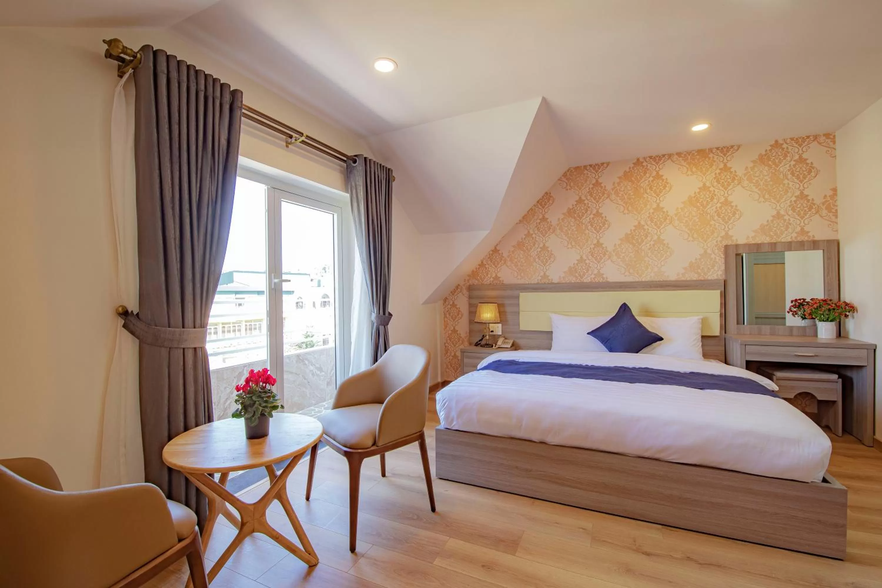 Bed in Khanh Uyen 1 Hotel