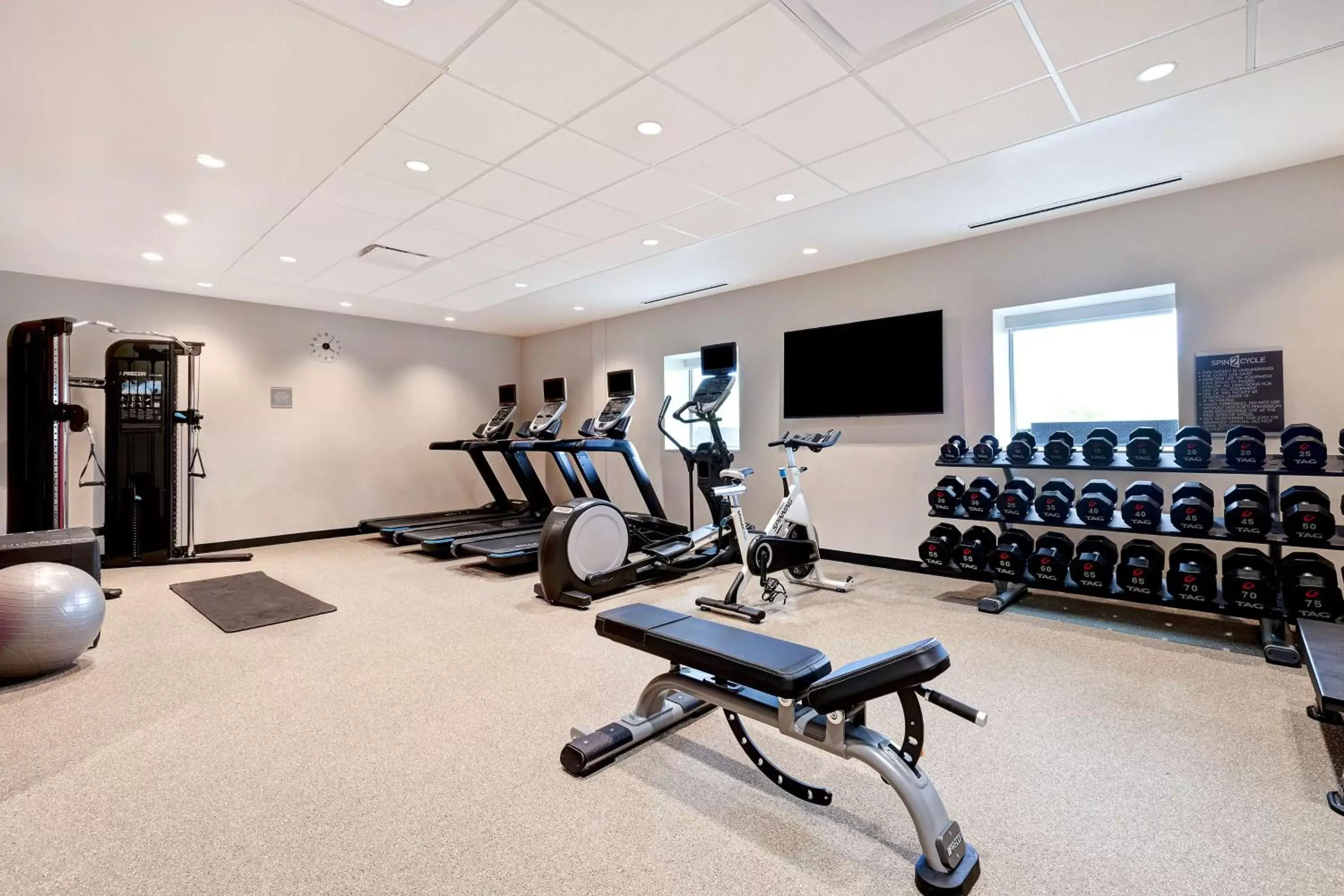 Fitness centre/facilities, Fitness Center/Facilities in Home2 Suites By Hilton Lincolnshire Chicago