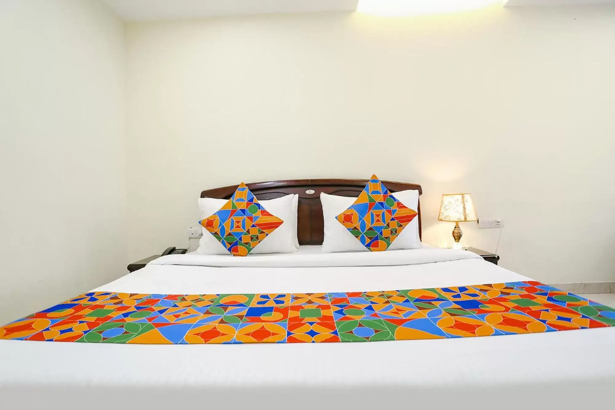 Bed in FabHotel F9 NSP - Near Pacific Mall Pitampura Bed in FabHotel F9 NSP - Near Pacific Mall Pitampura