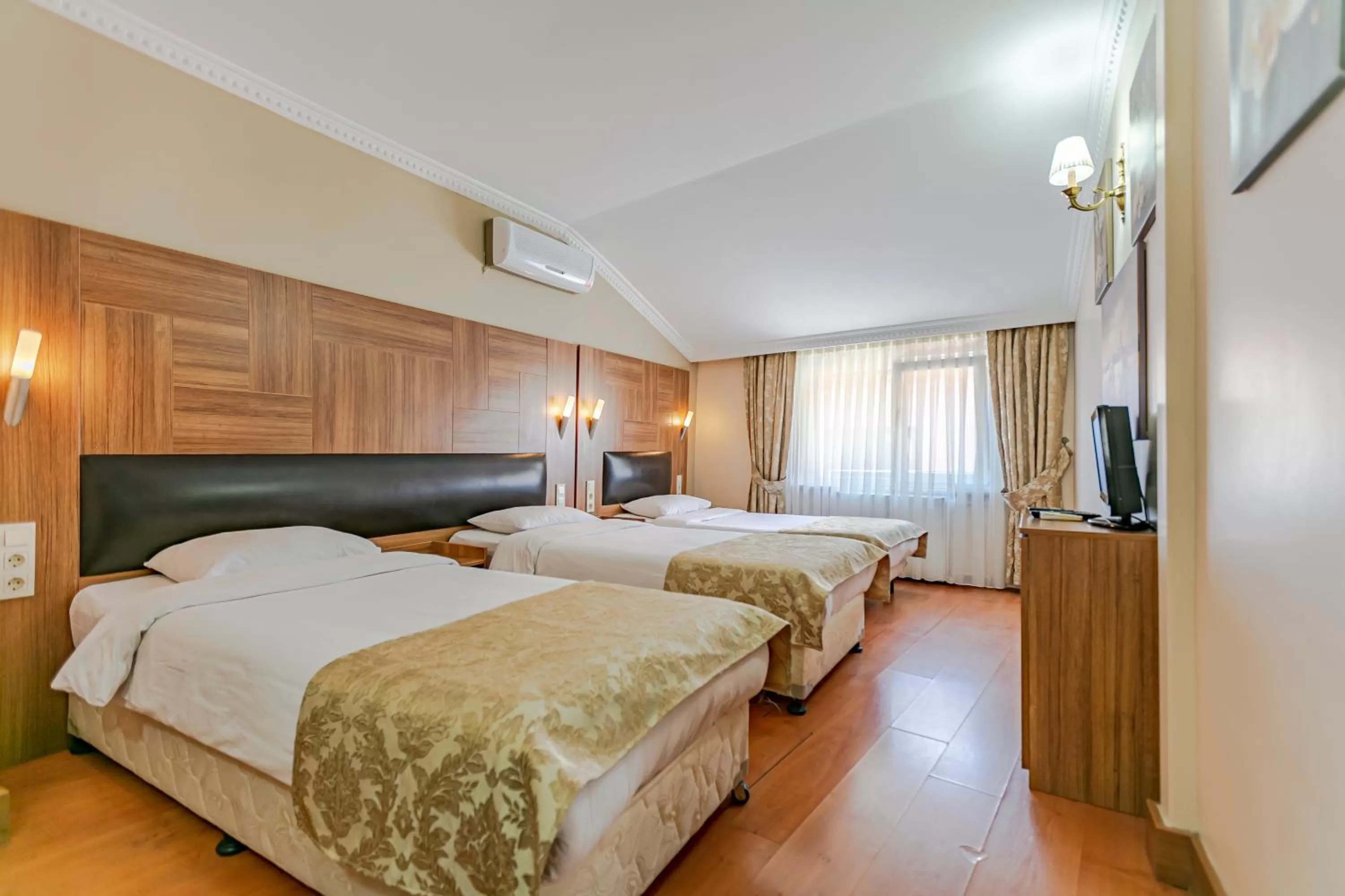 Bed in Elasophia Hotel