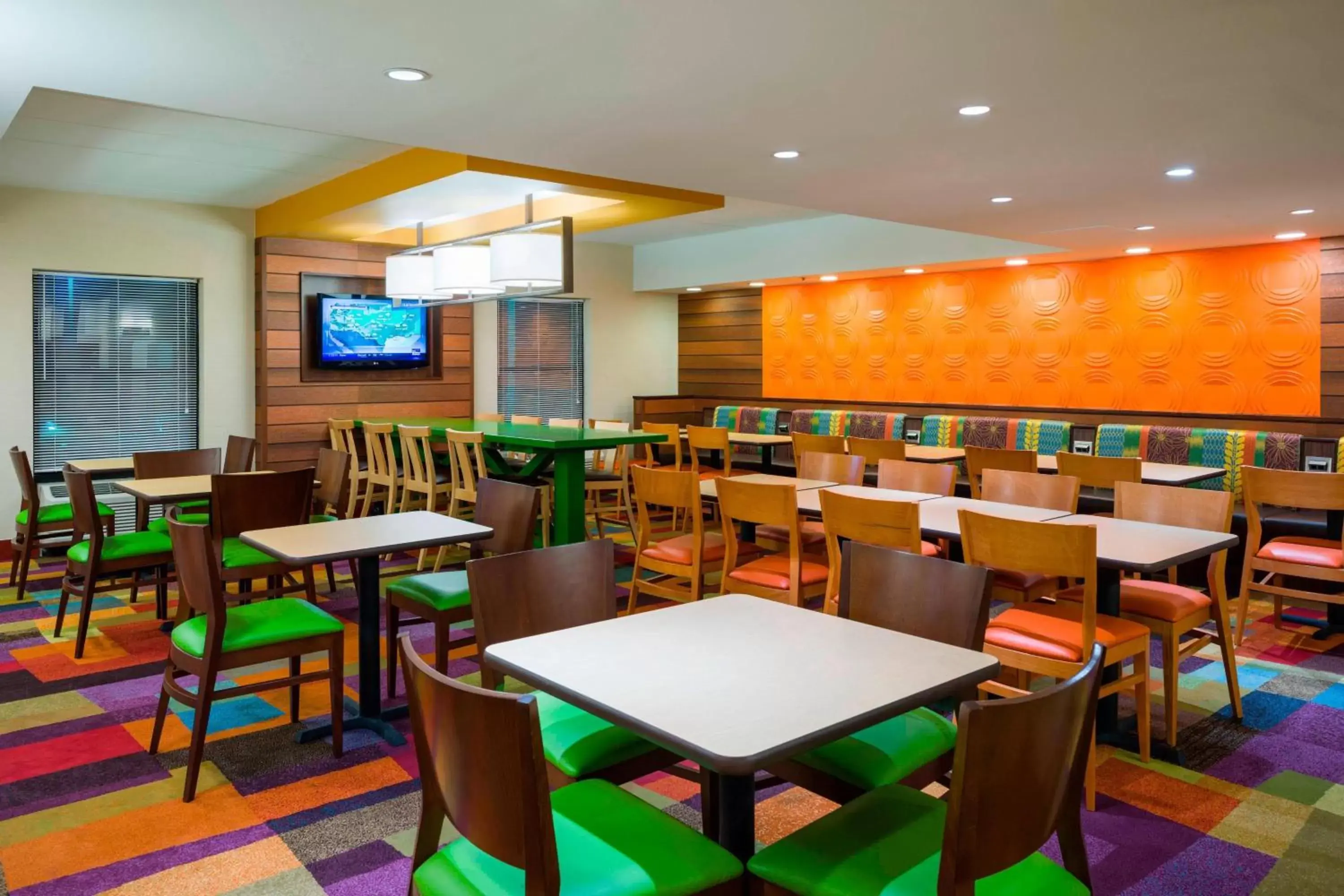 Breakfast, Restaurant/Places to Eat in Fairfield Inn by Marriott Laurel