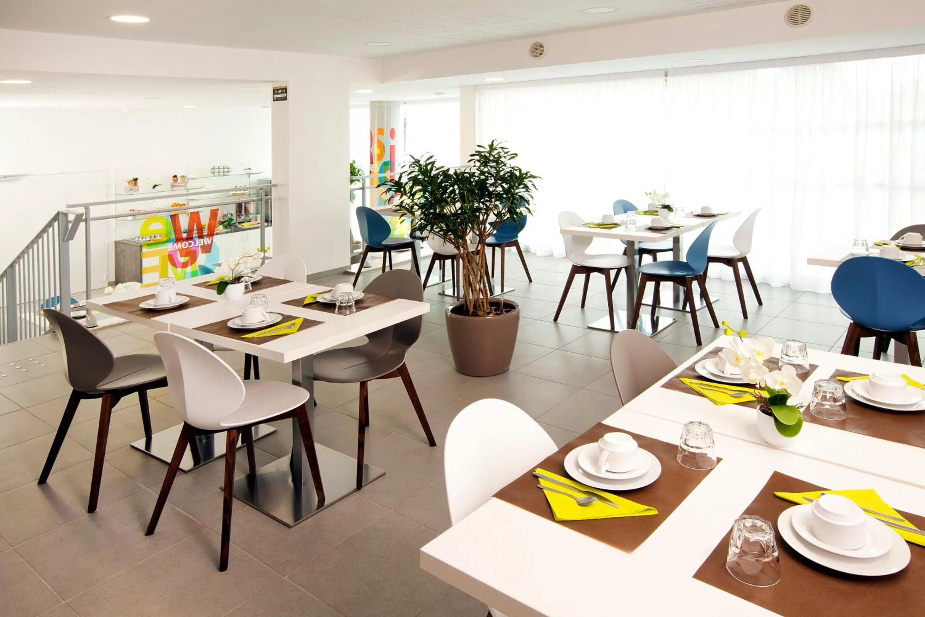 Restaurant/places to eat in Séjours & Affaires Paris Bagneux