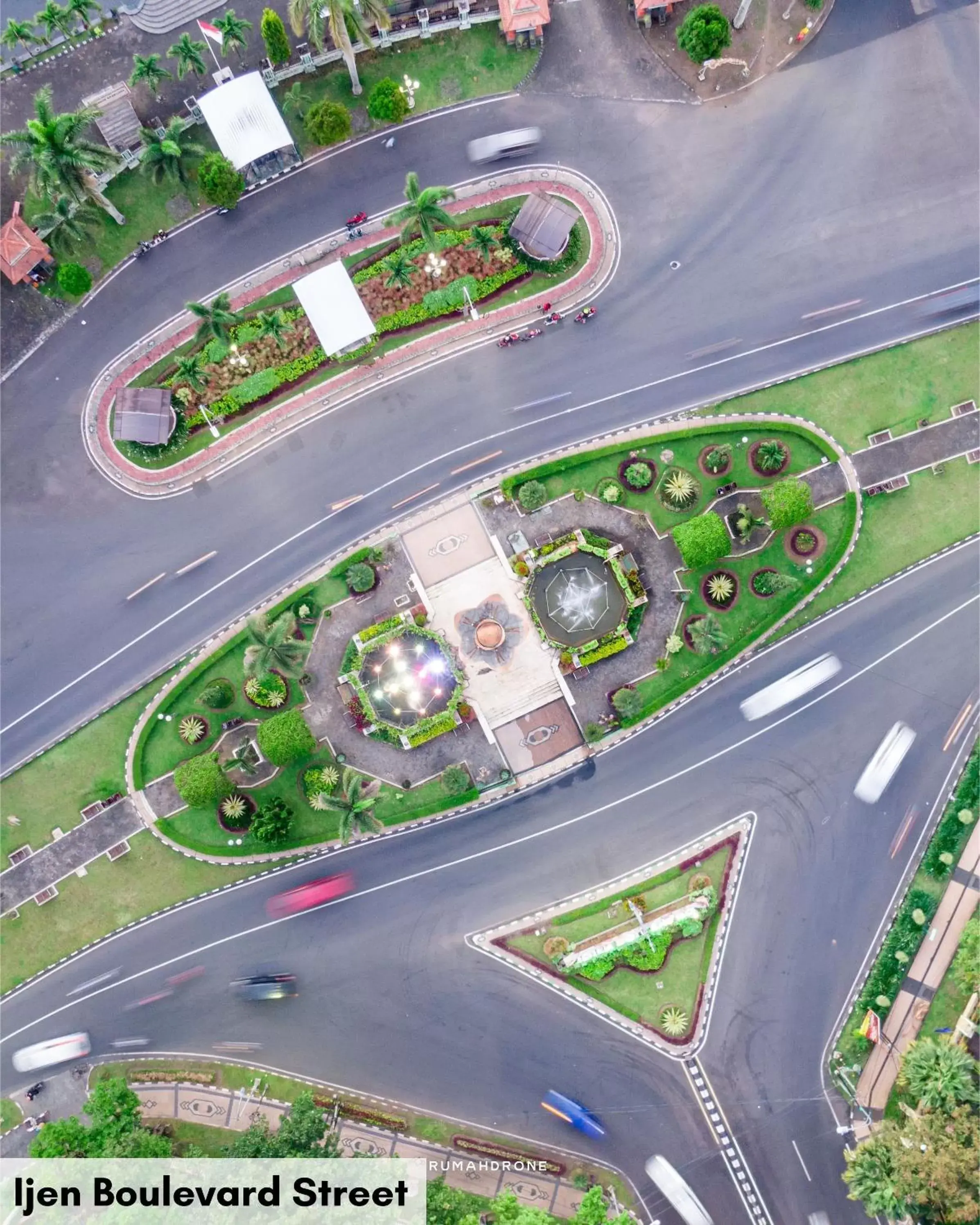 Nearby landmark, Bird's-eye View in Swiss-Belinn Malang