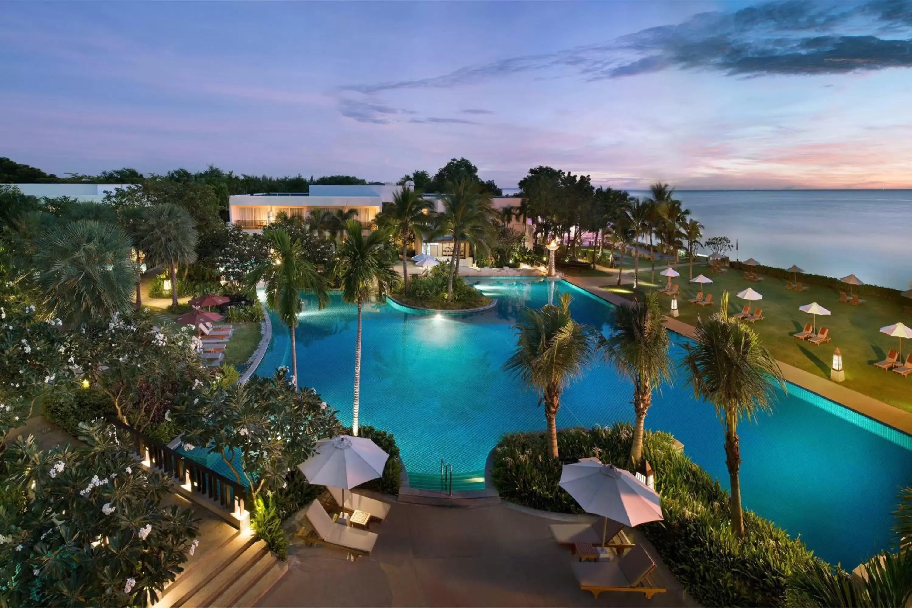 Property building, Pool View in Sheraton Hua Hin Resort & Spa