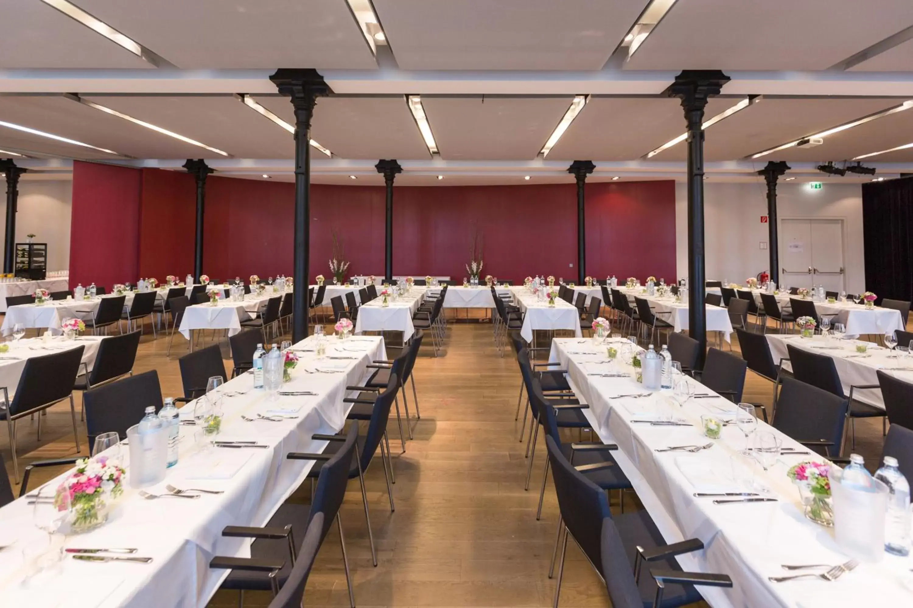 Banquet/Function facilities, Restaurant/Places to Eat in Hotel Altes Kloster